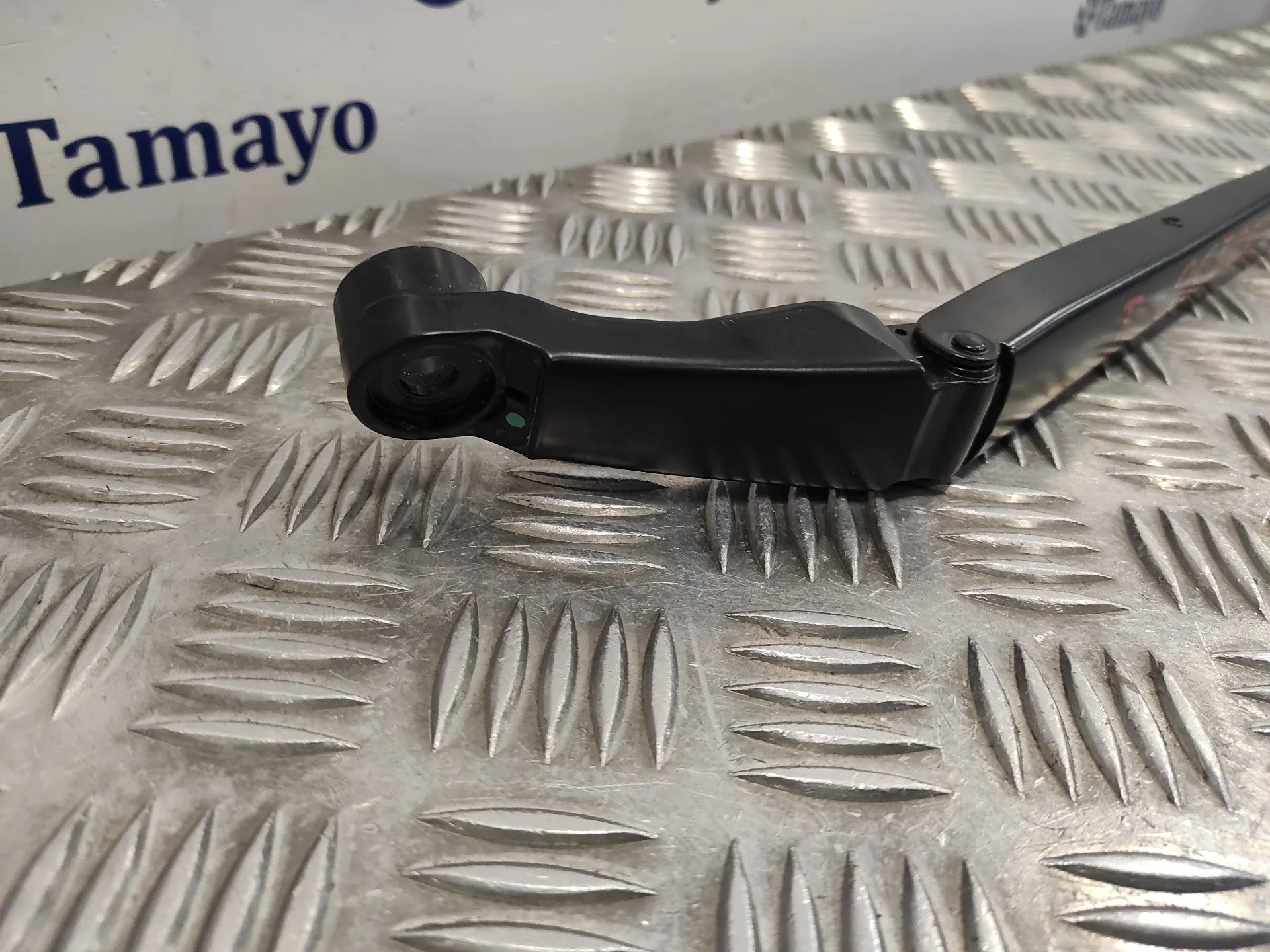 Brazo Limpia Delantero Izquierdo para Toyota Yaris Cross