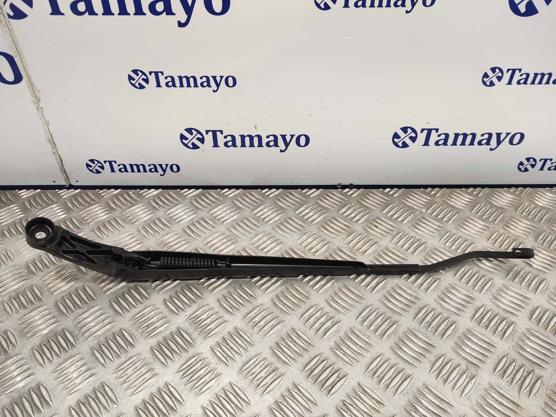 Brazo Limpia Delantero Izquierdo para Toyota Yaris Cross