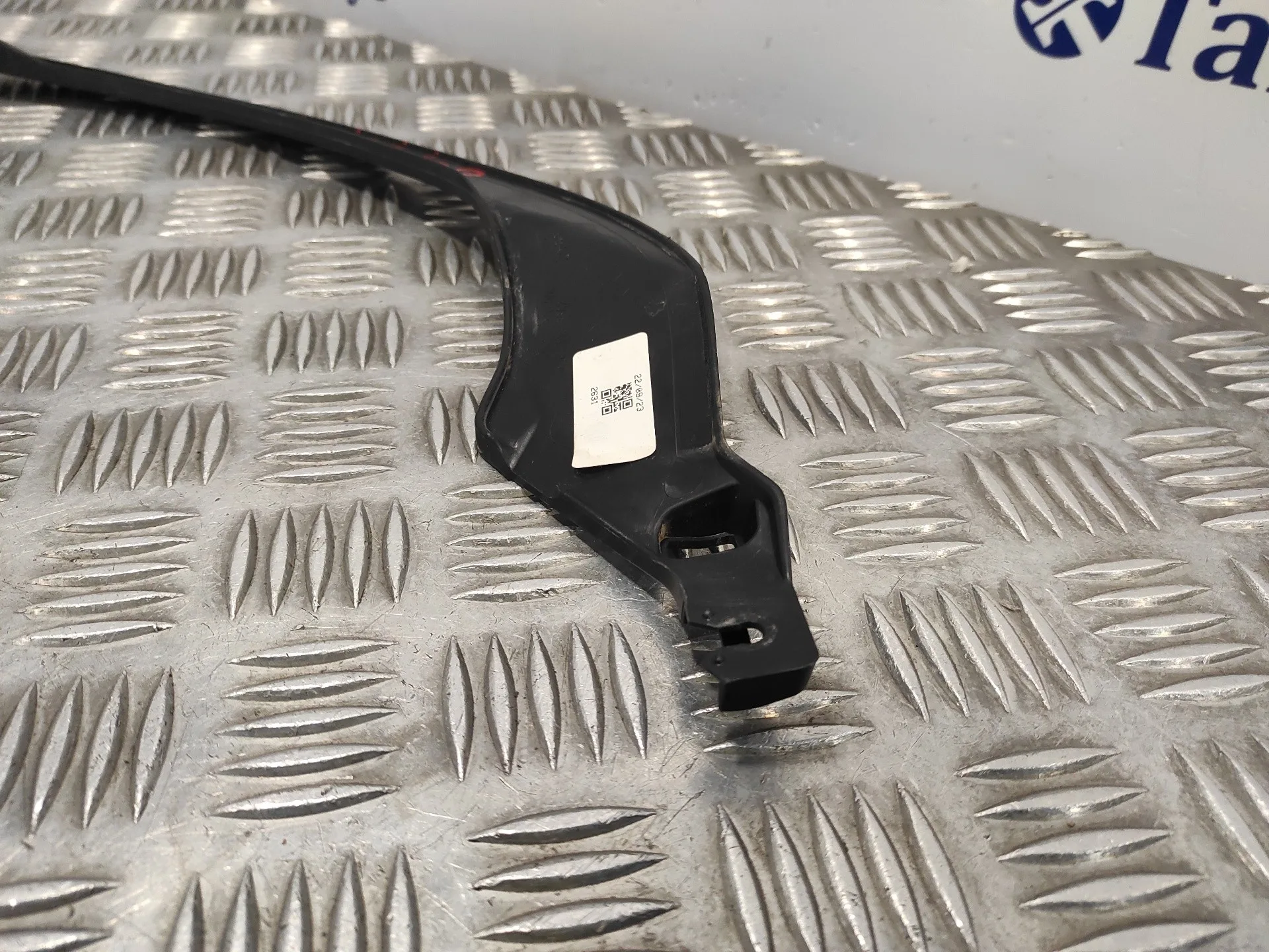 Aletin Trasero Derecho para Toyota Yaris Cross