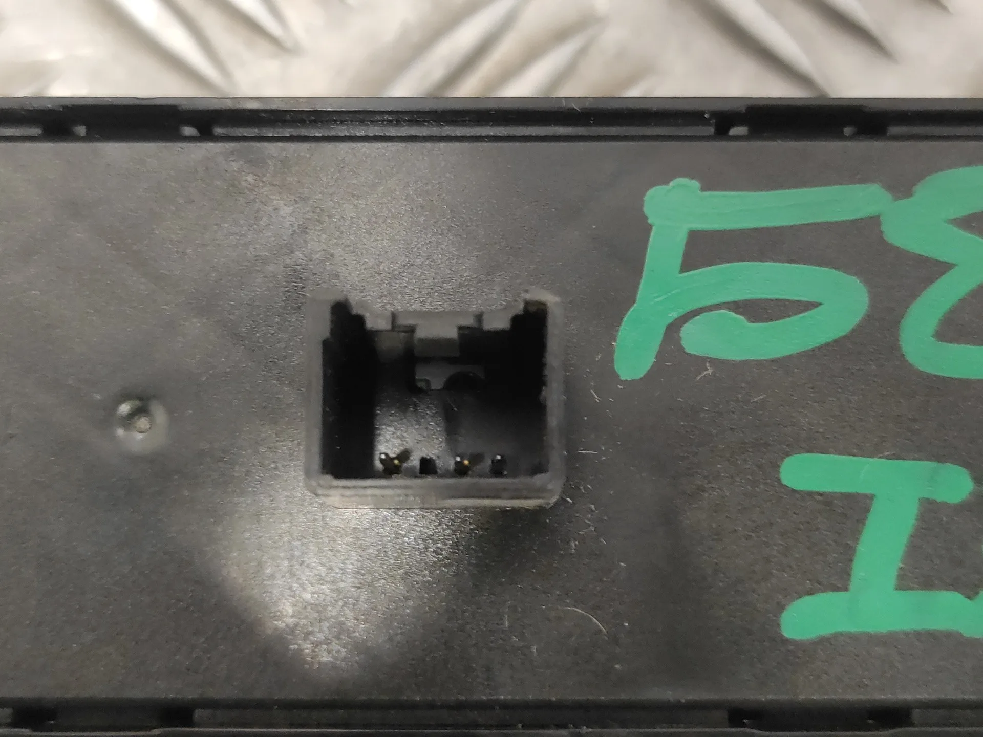 Mando Elevalunas Delantero Izquierdo para Ford Mondeo Ber. (Ca2)