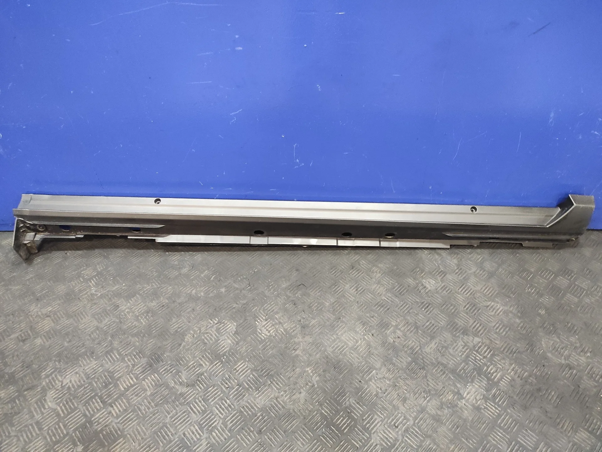 Faldon Lateral para Toyota Yaris Cross