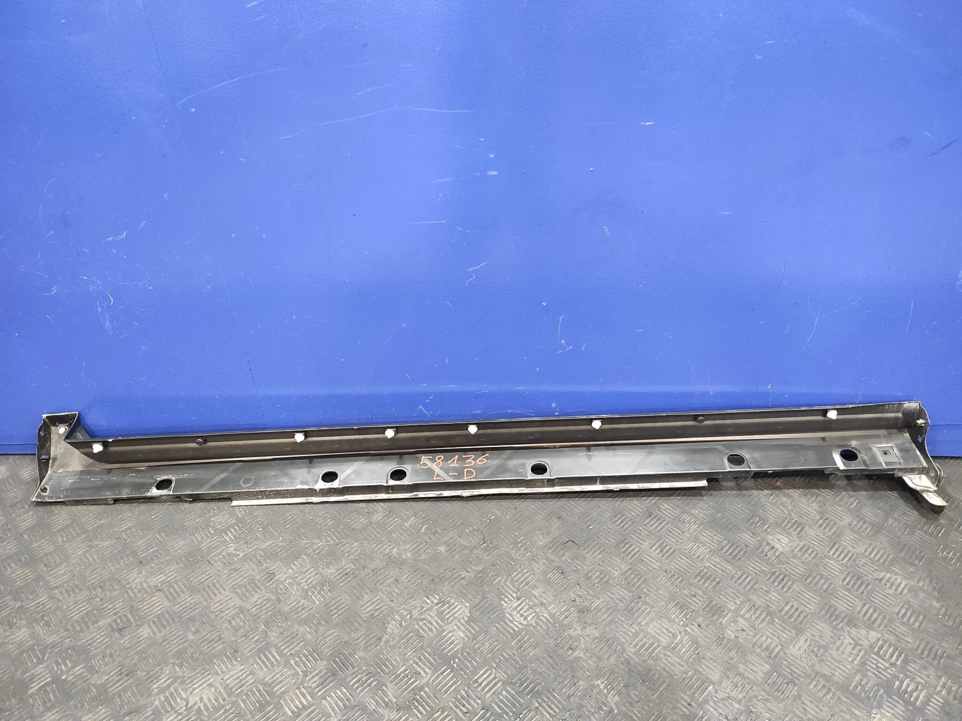 Faldon Lateral para Toyota Yaris Cross