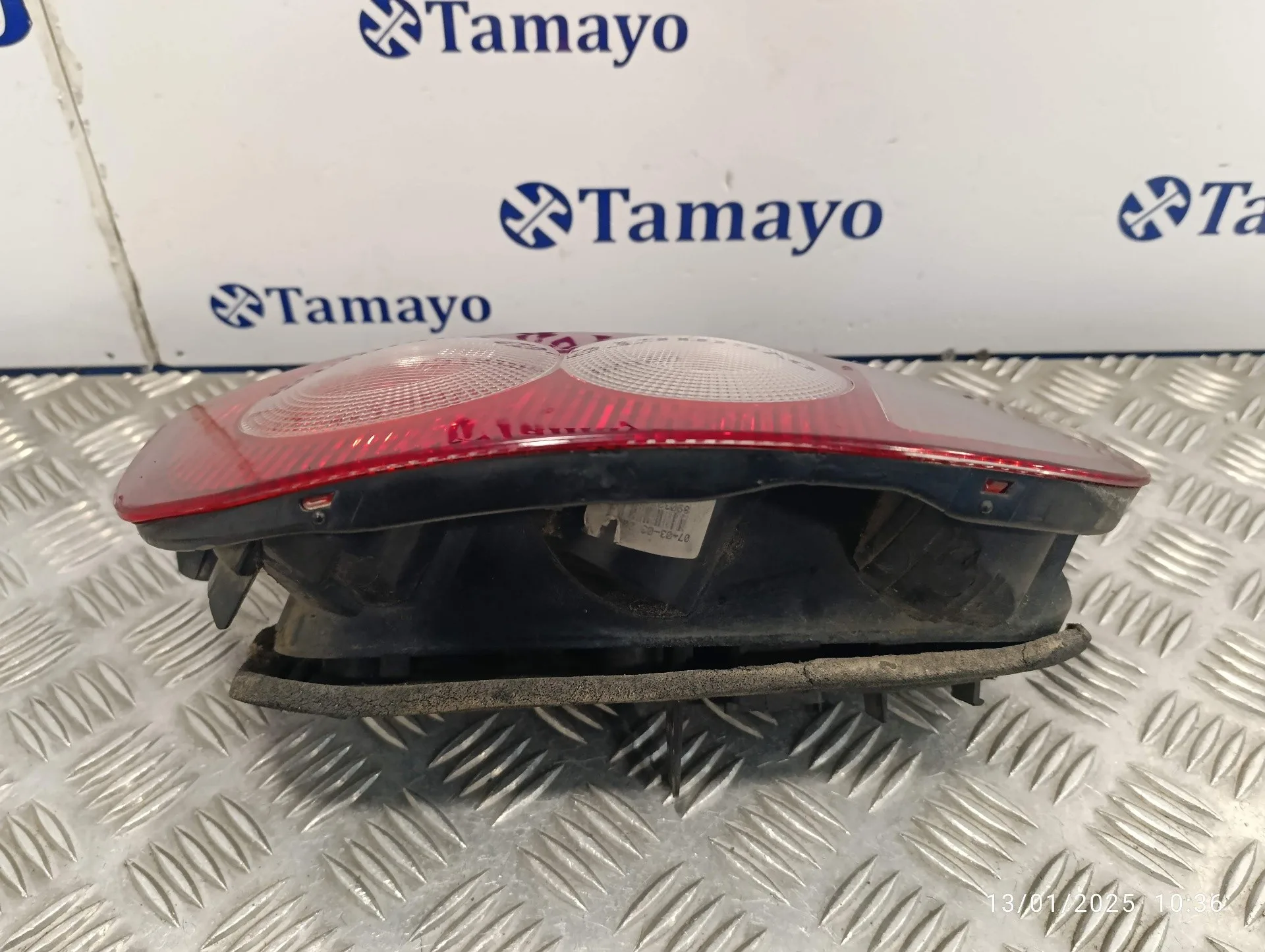 Piloto Trasero Izquierdo para Nissan Micra (K12E)