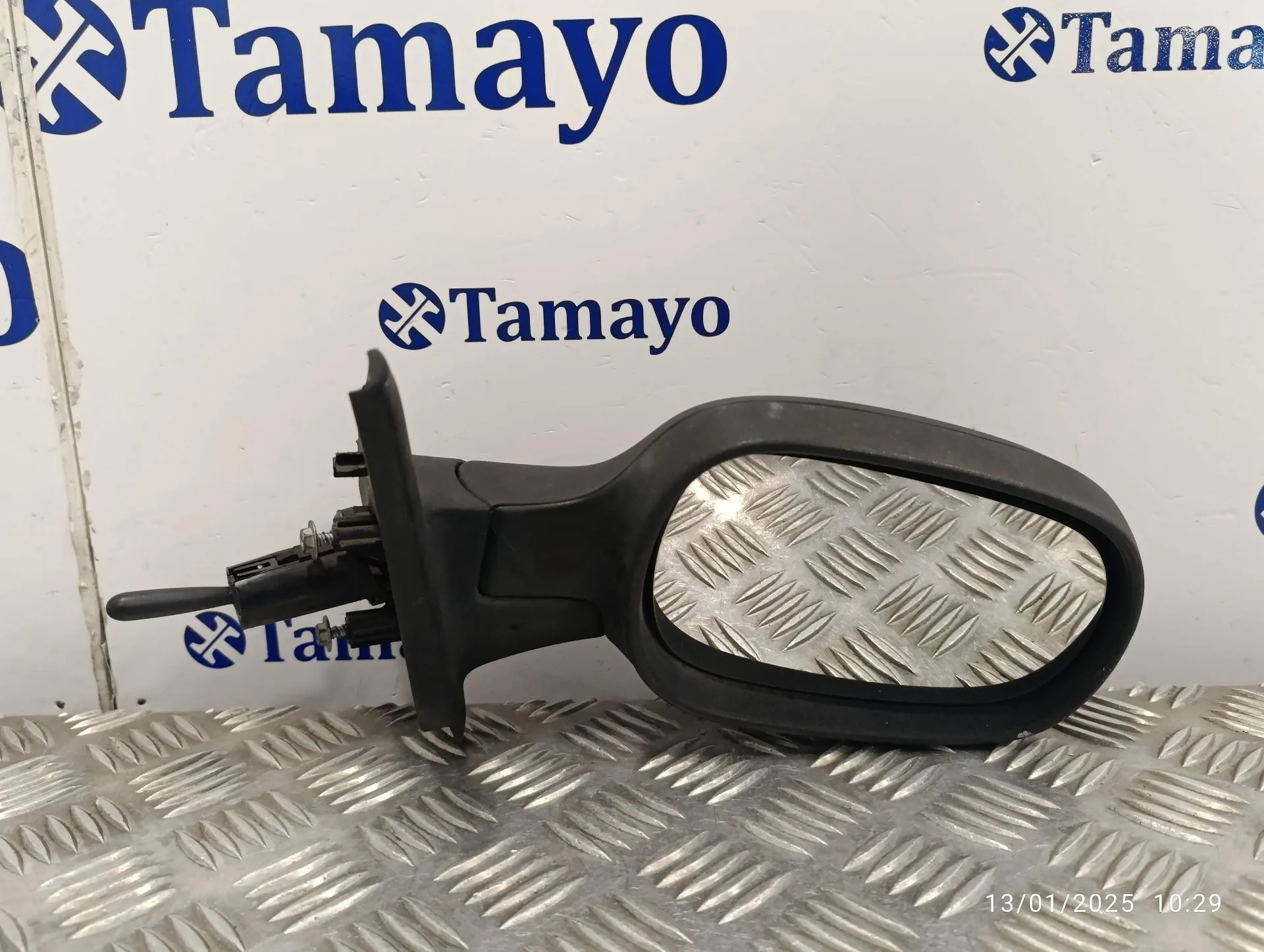 Retrovisor Derecho para Nissan Micra (K12E)