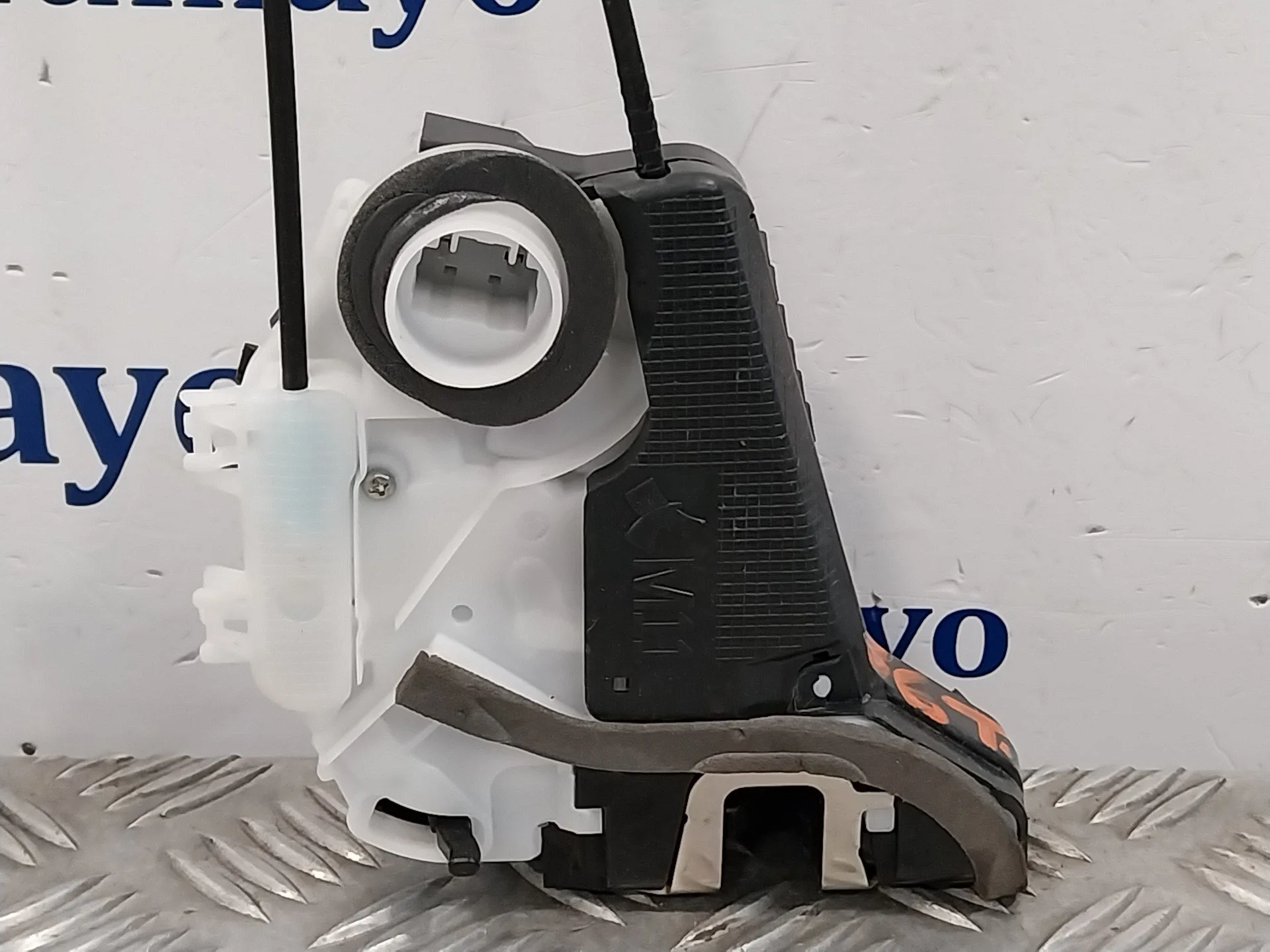 Cerradura Puerta Trasera Derecha para Toyota Yaris Cross