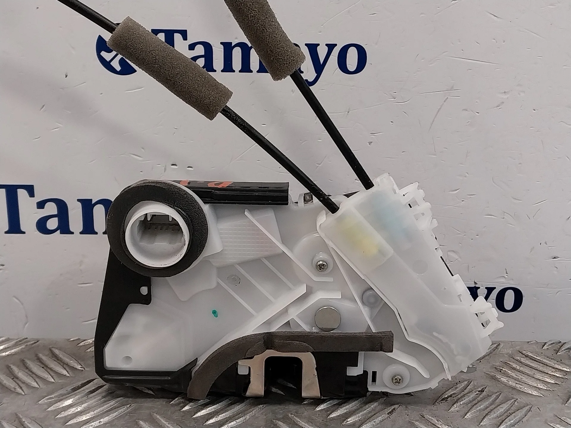 Cerradura Puerta Delantera Izquierda para Toyota Yaris Cross