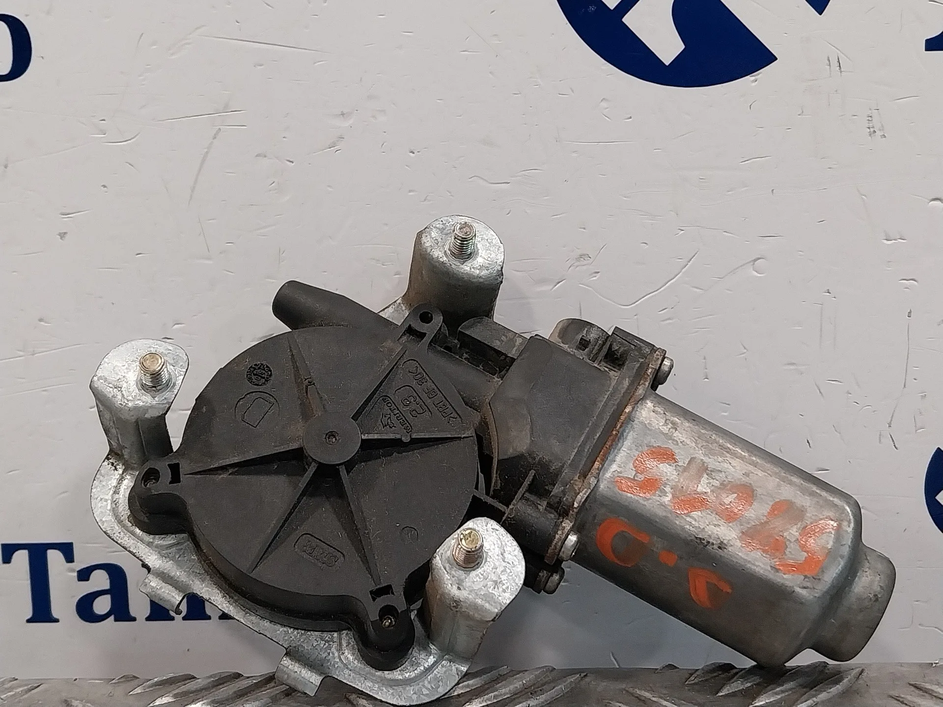 Motor Elevalunas Delantero Derecho para Iveco 35S12