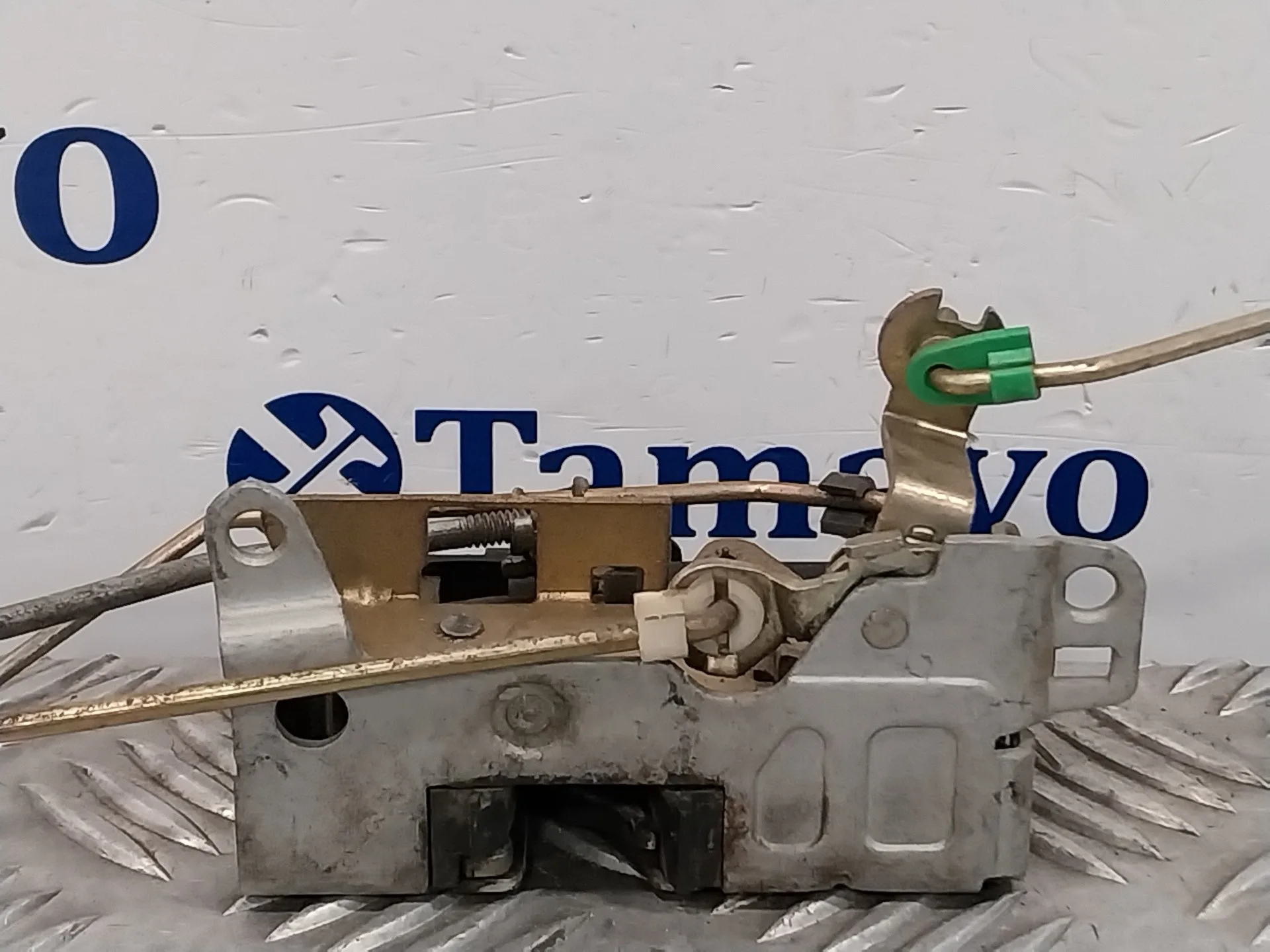 Cerradura Puerta Delantera Derecha para Iveco 35S12