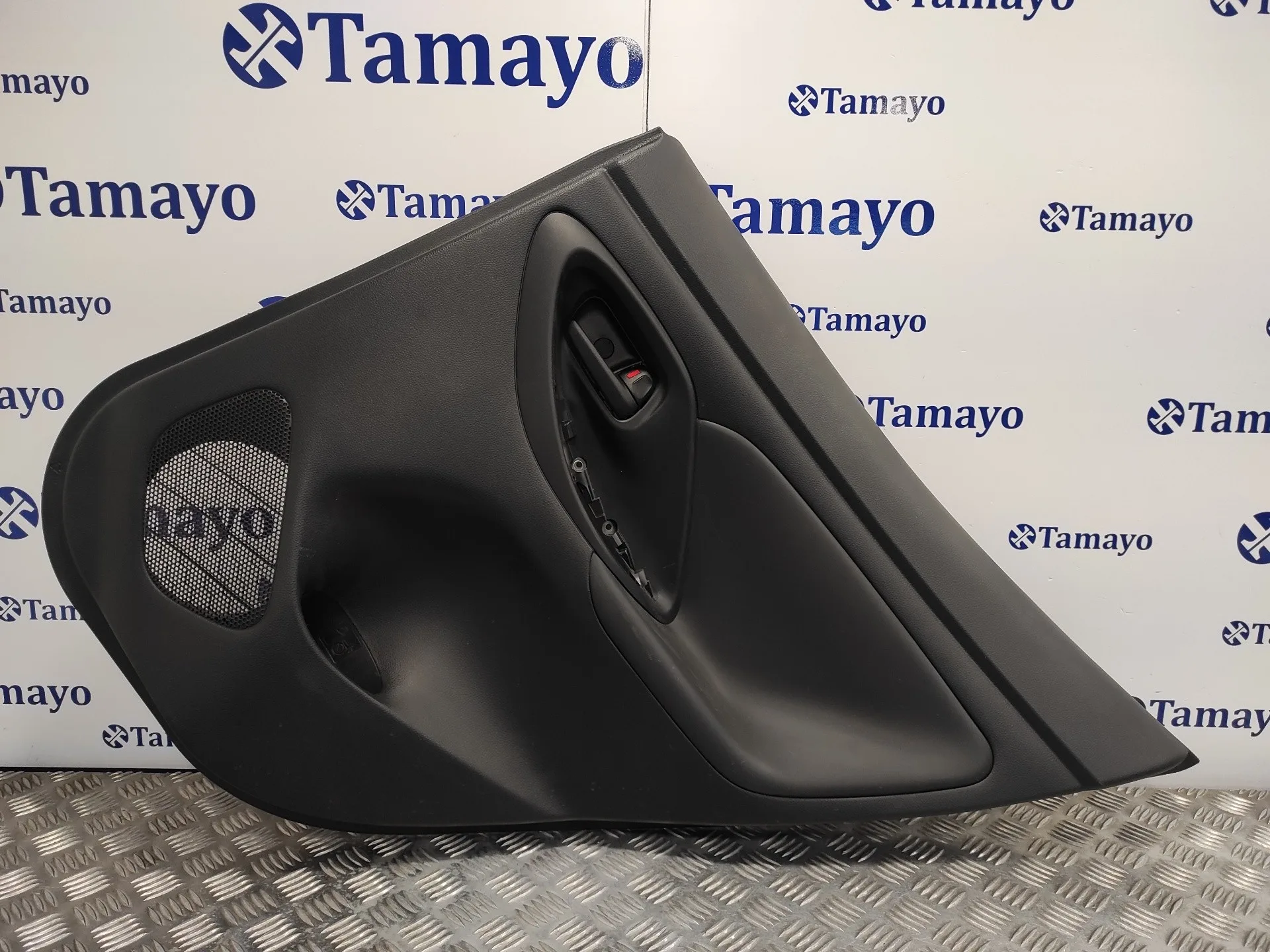 Guarnecido Puerta Trasera Derecha para Toyota Yaris Cross