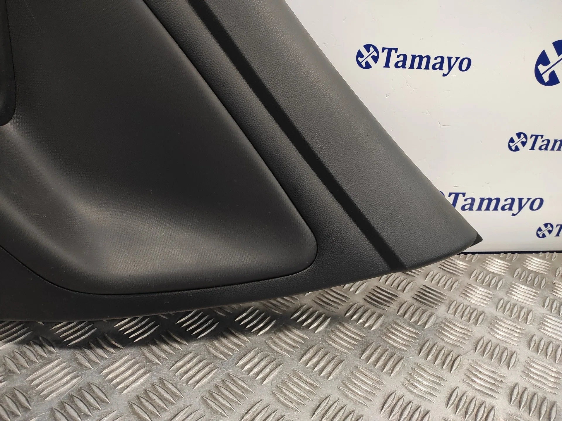 Guarnecido Puerta Trasera Derecha para Toyota Yaris Cross
