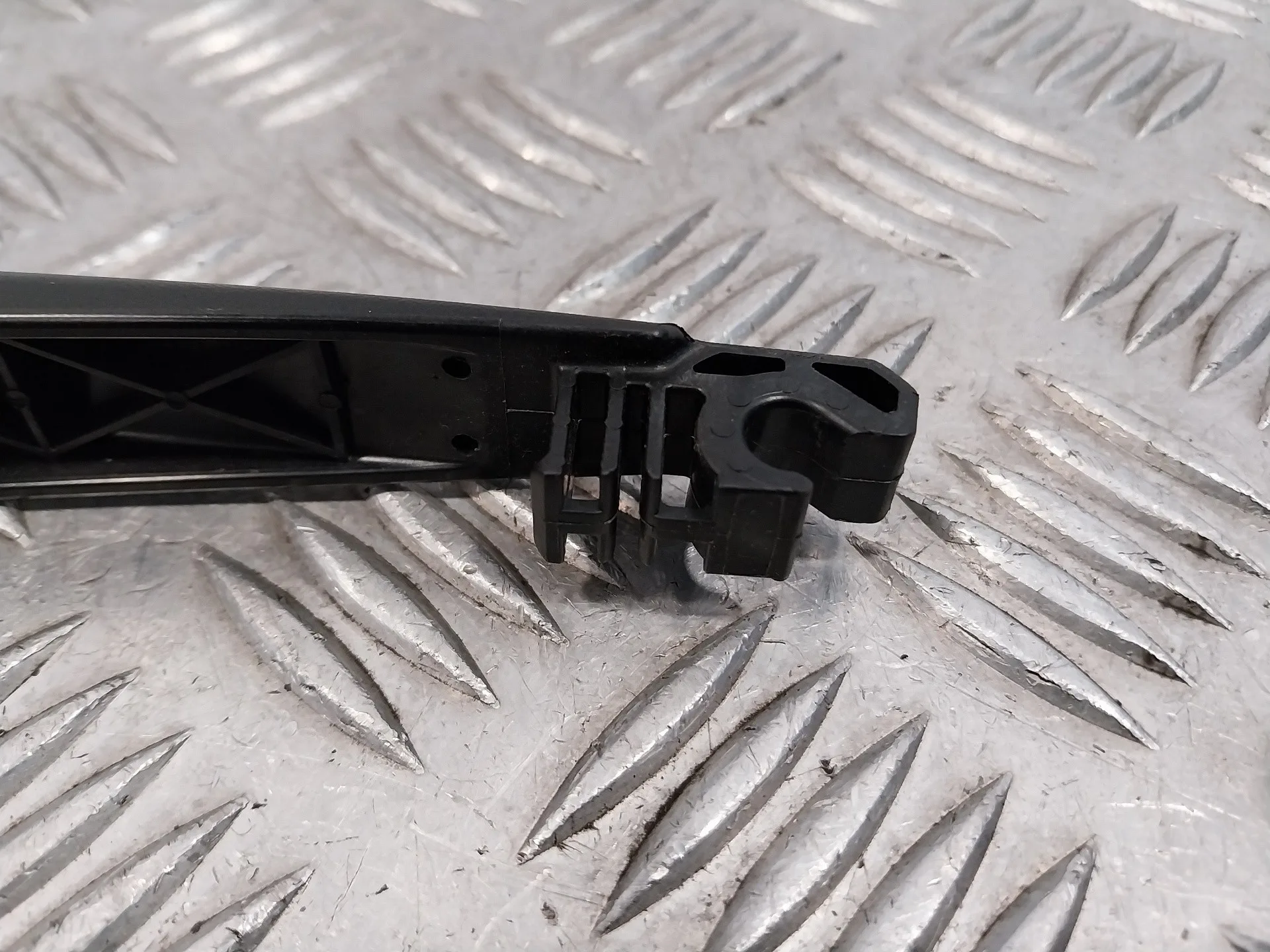 Brazo Limpia Trasero para Toyota Yaris Cross