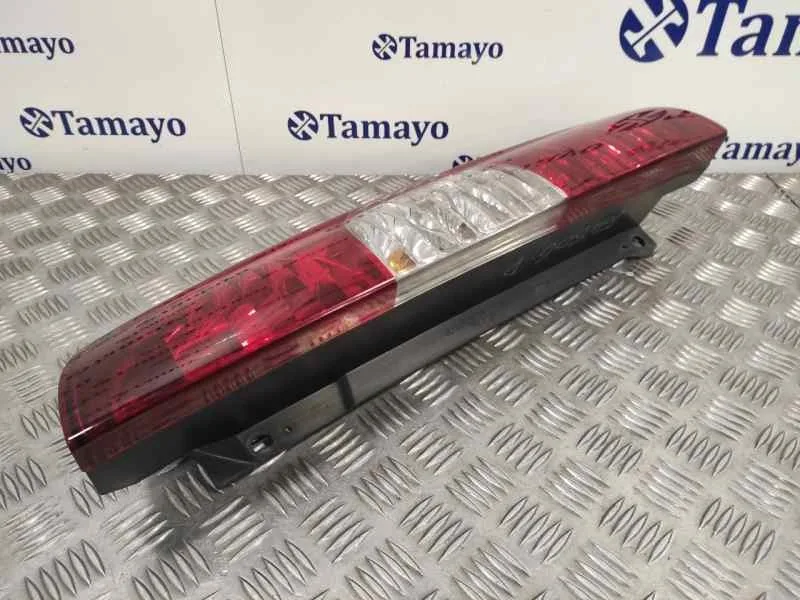 Piloto Trasero Derecho para Fiat Doblo (119)
