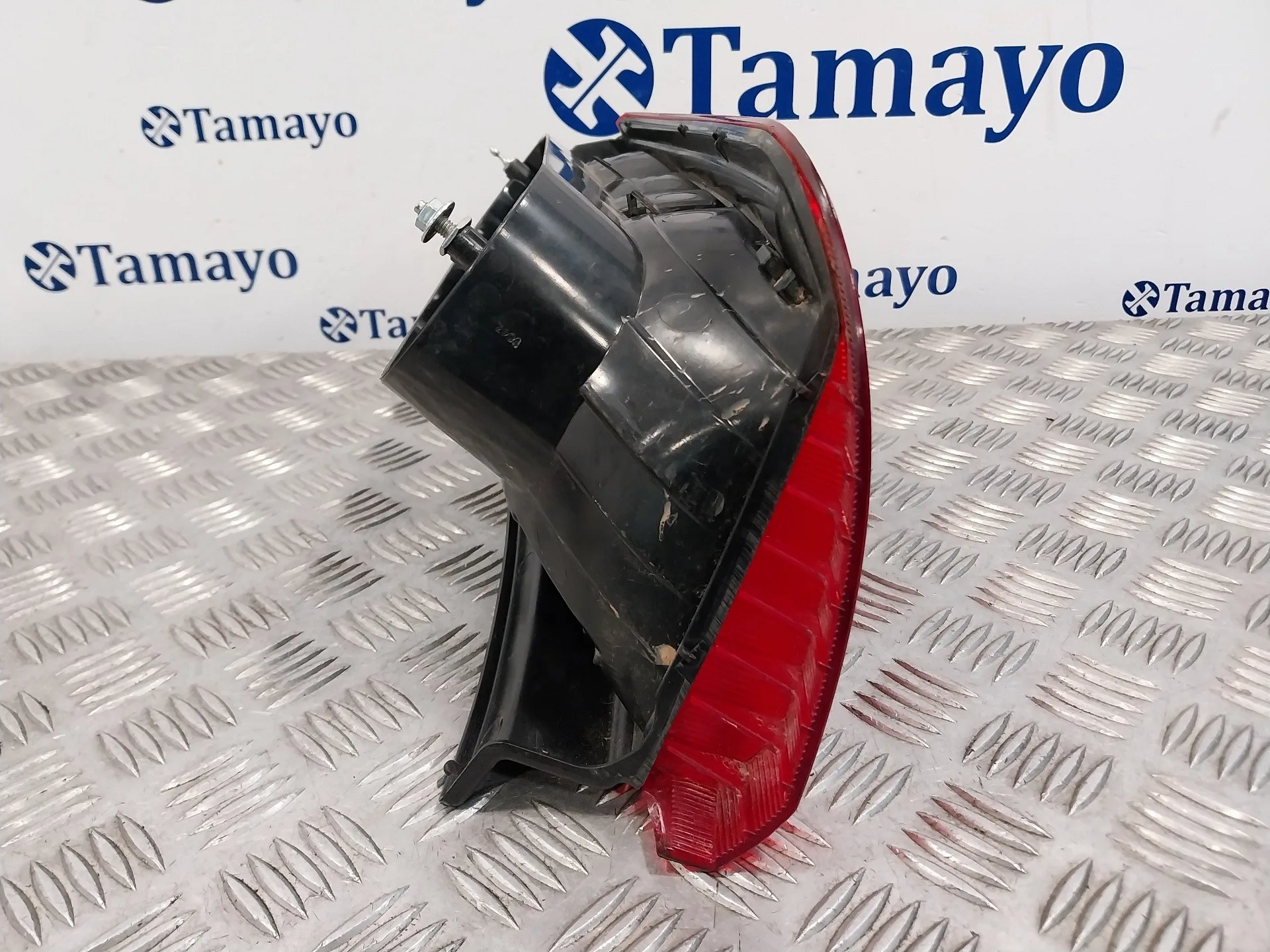 Piloto Trasero Izquierdo para Lancia Musa (184)