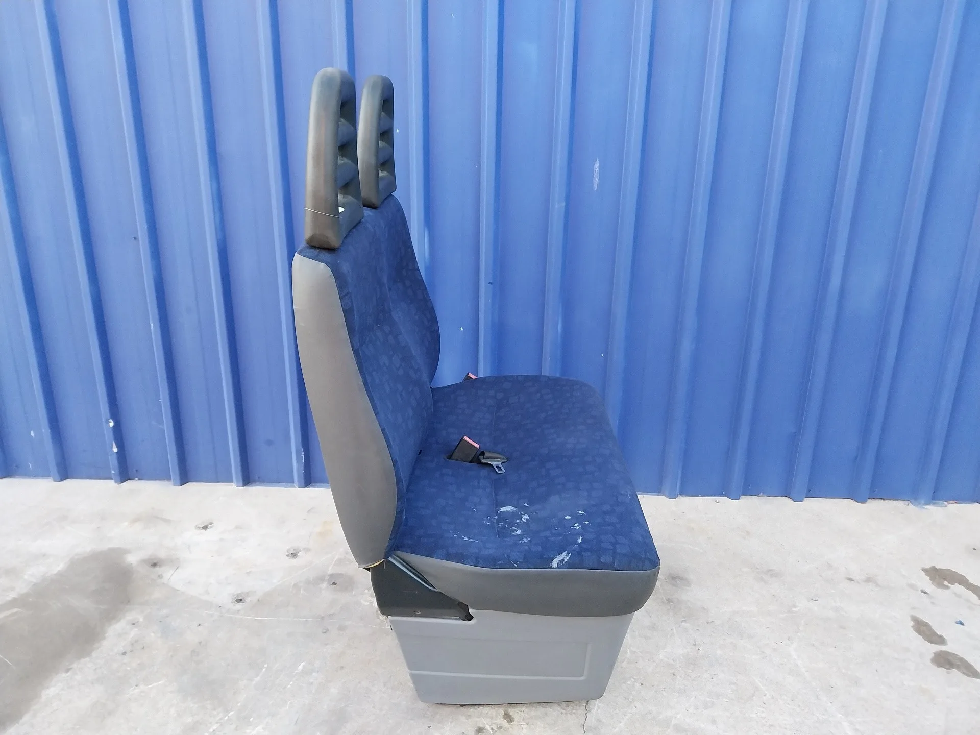 Asiento Delantero Derecho para Iveco 35S12