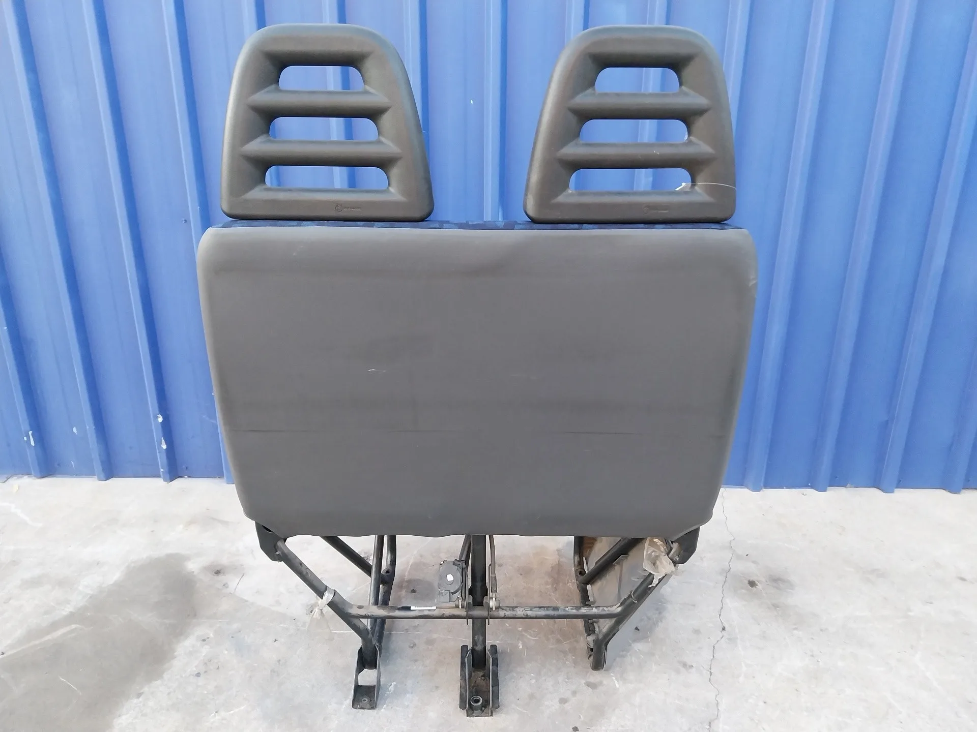 Asiento Delantero Derecho para Iveco 35S12