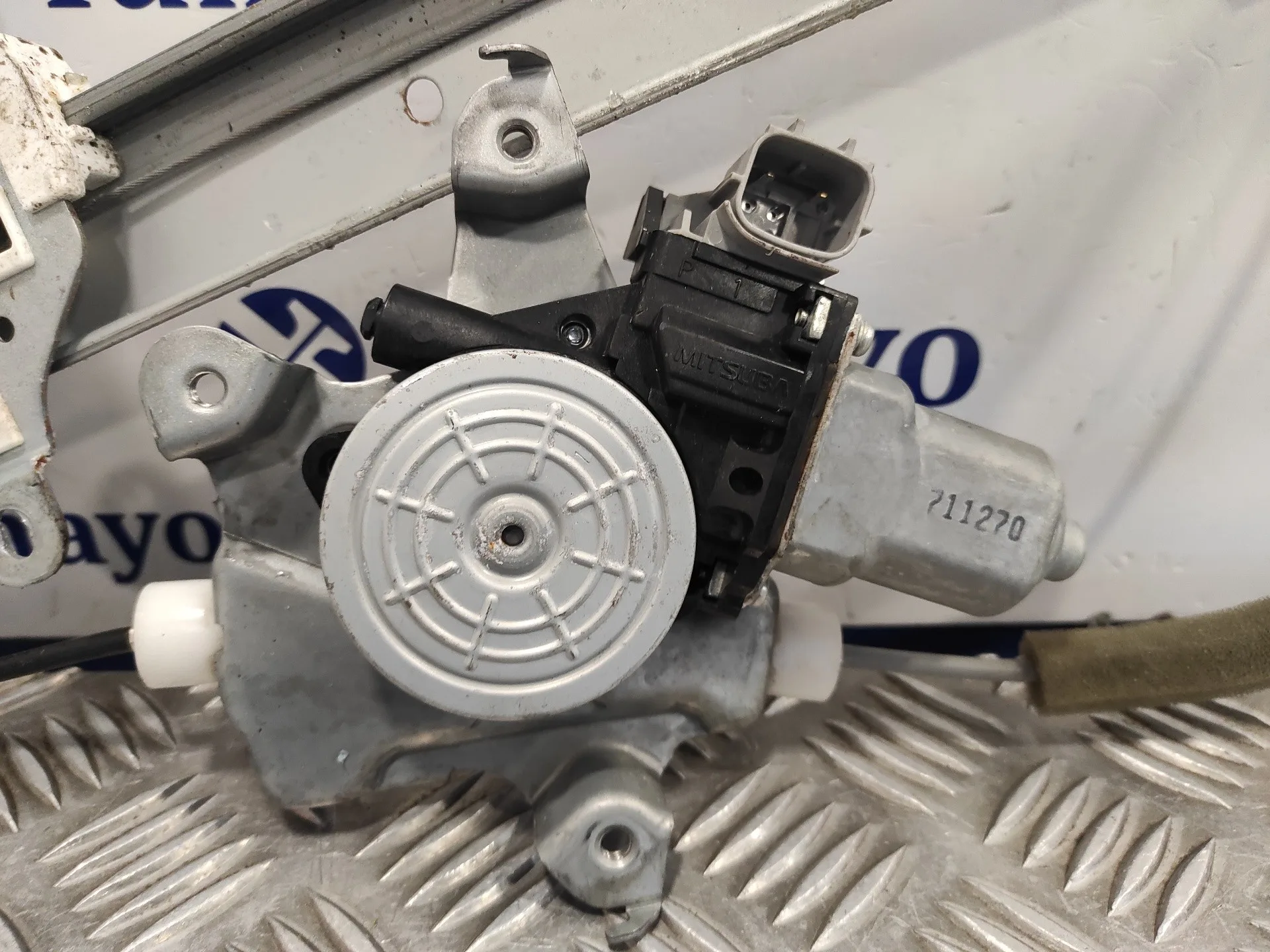 Elevalunas Delantero Derecho para Nissan Juke (F15)