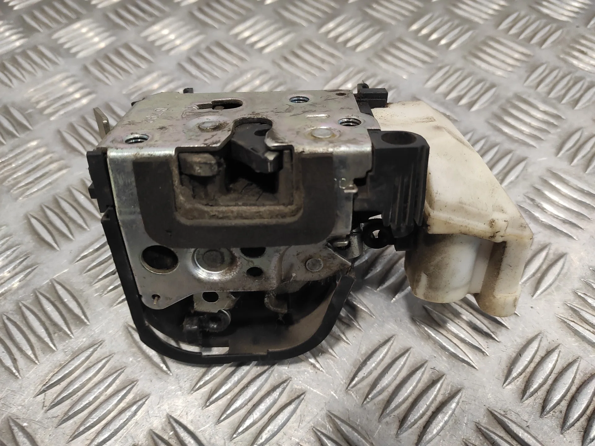 Cerradura Puerta Delantera Derecha para Fiat Multipla Nuevo (186)