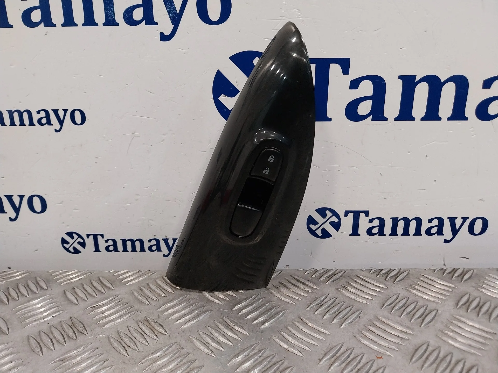 Mando Elevalunas Delantero Derecho para Nissan Juke (F15)