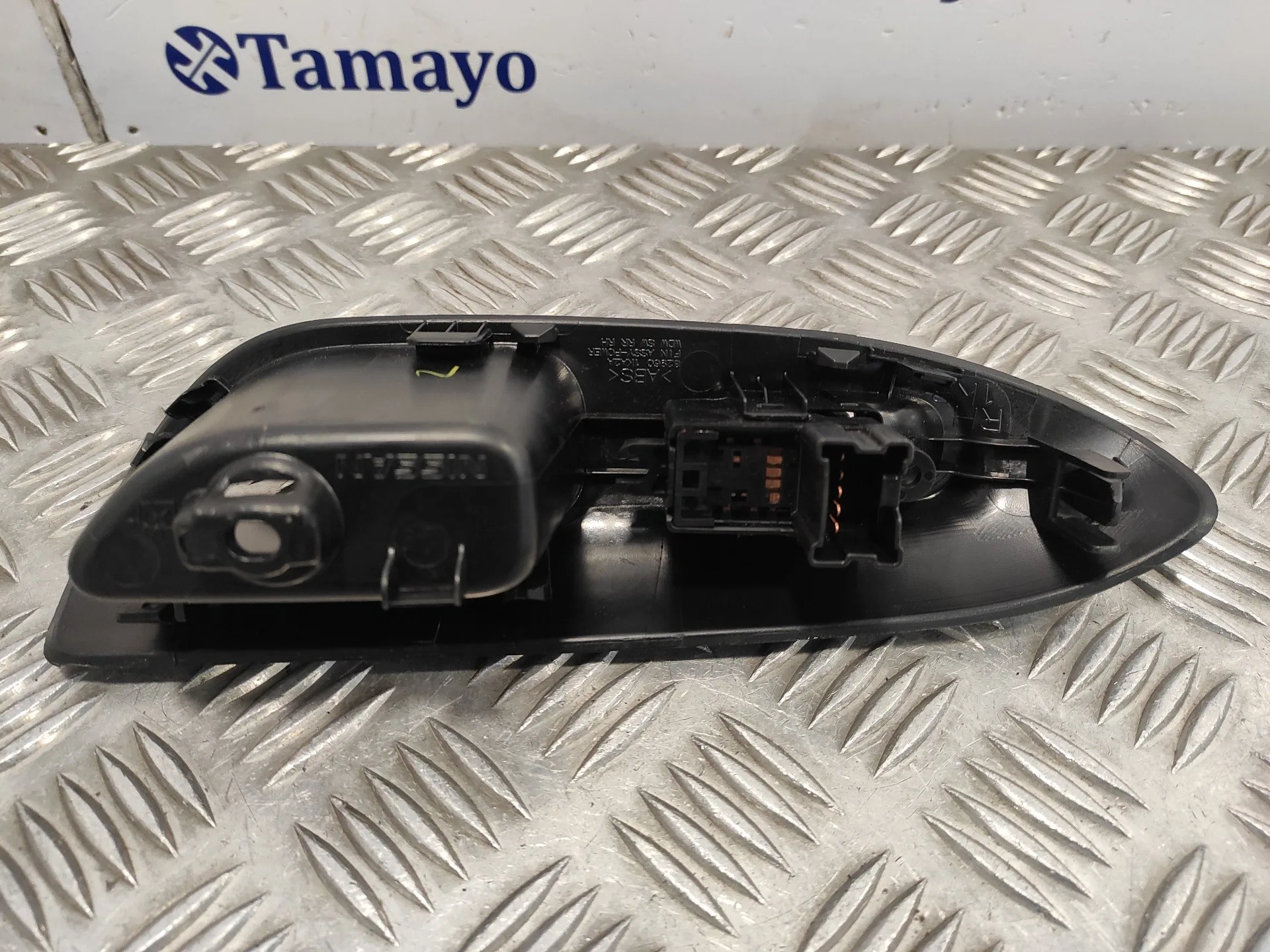 Mando Elevalunas Trasero Derecho para Nissan Juke (F15)