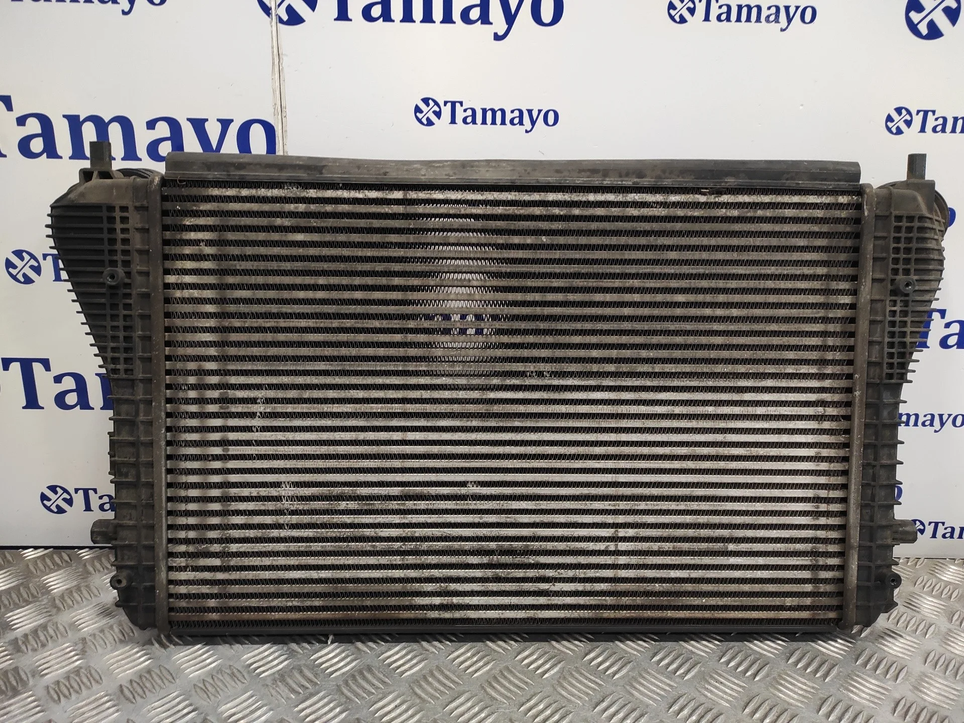 Intercooler para Volkswagen Golf V Berlina (1K1)