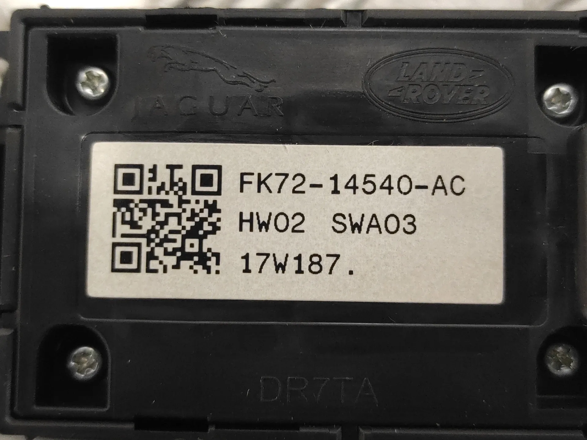 Mando Elevalunas Delantero Izquierdo para Land Rover Discovery Sport