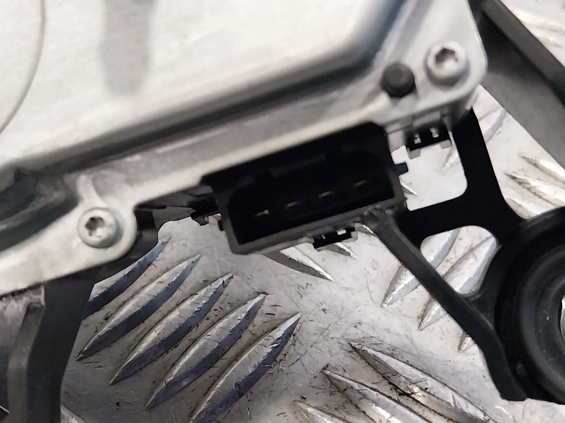 Motor Limpia Trasero para Skoda Fabia (5J2 )