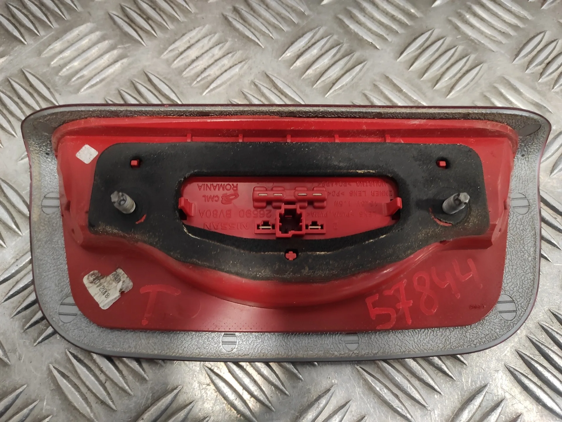 Piloto Trasero Central para Nissan Juke (F15)