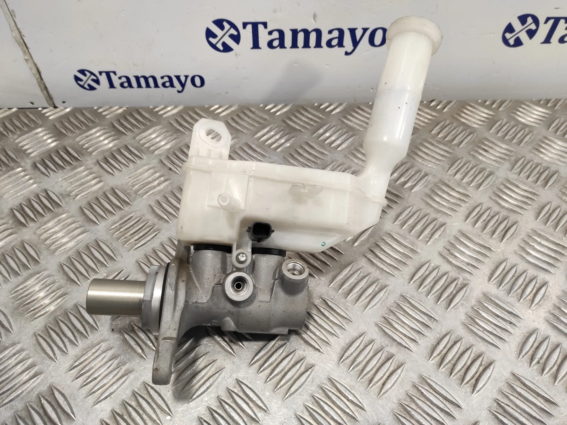 Bomba Freno para Nissan Juke (F15)
