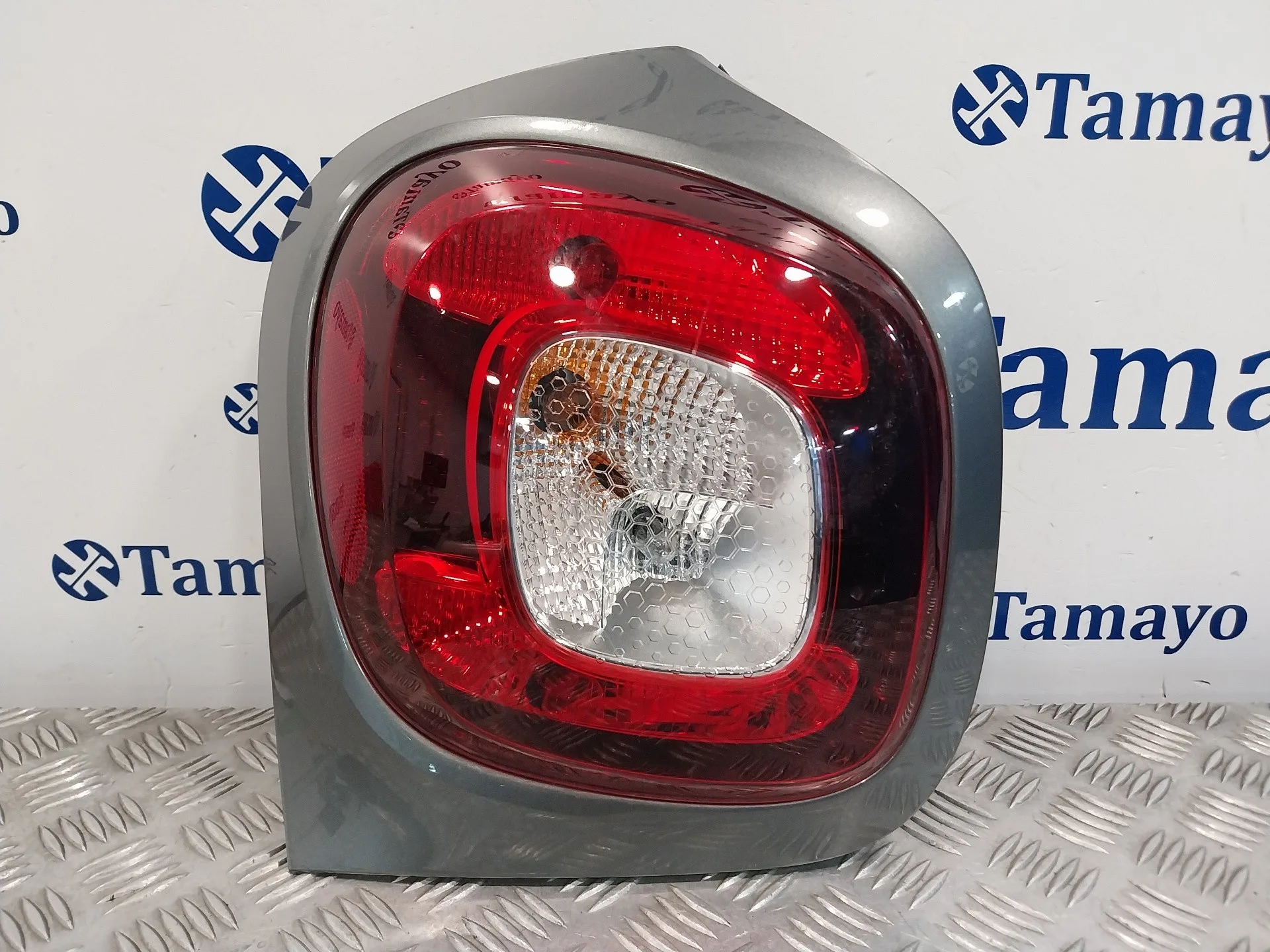 Piloto Trasero Izquierdo para Smart Forfour