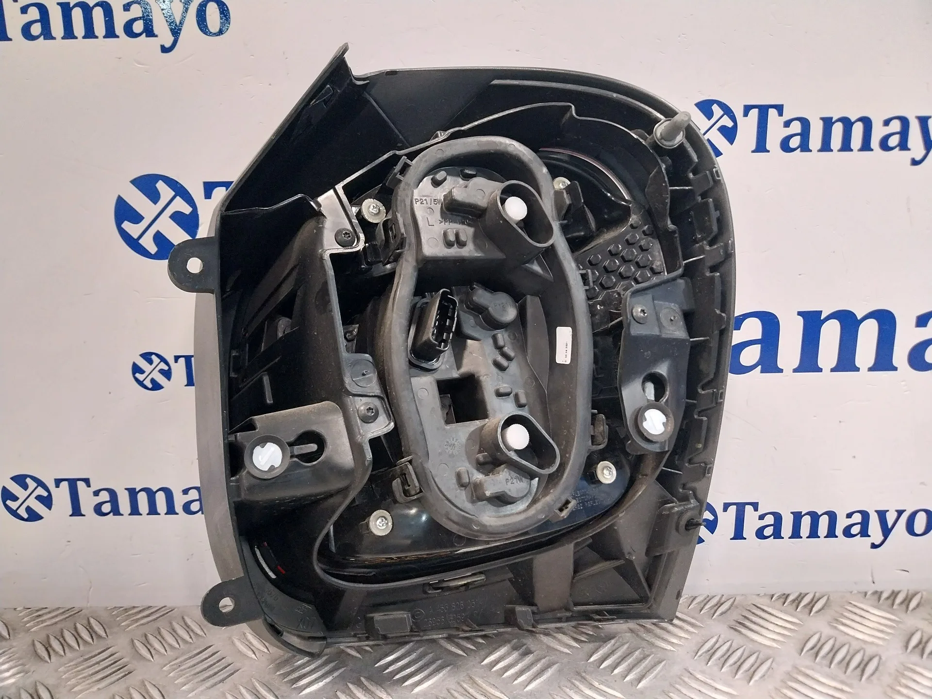 Piloto Trasero Izquierdo para Smart Forfour