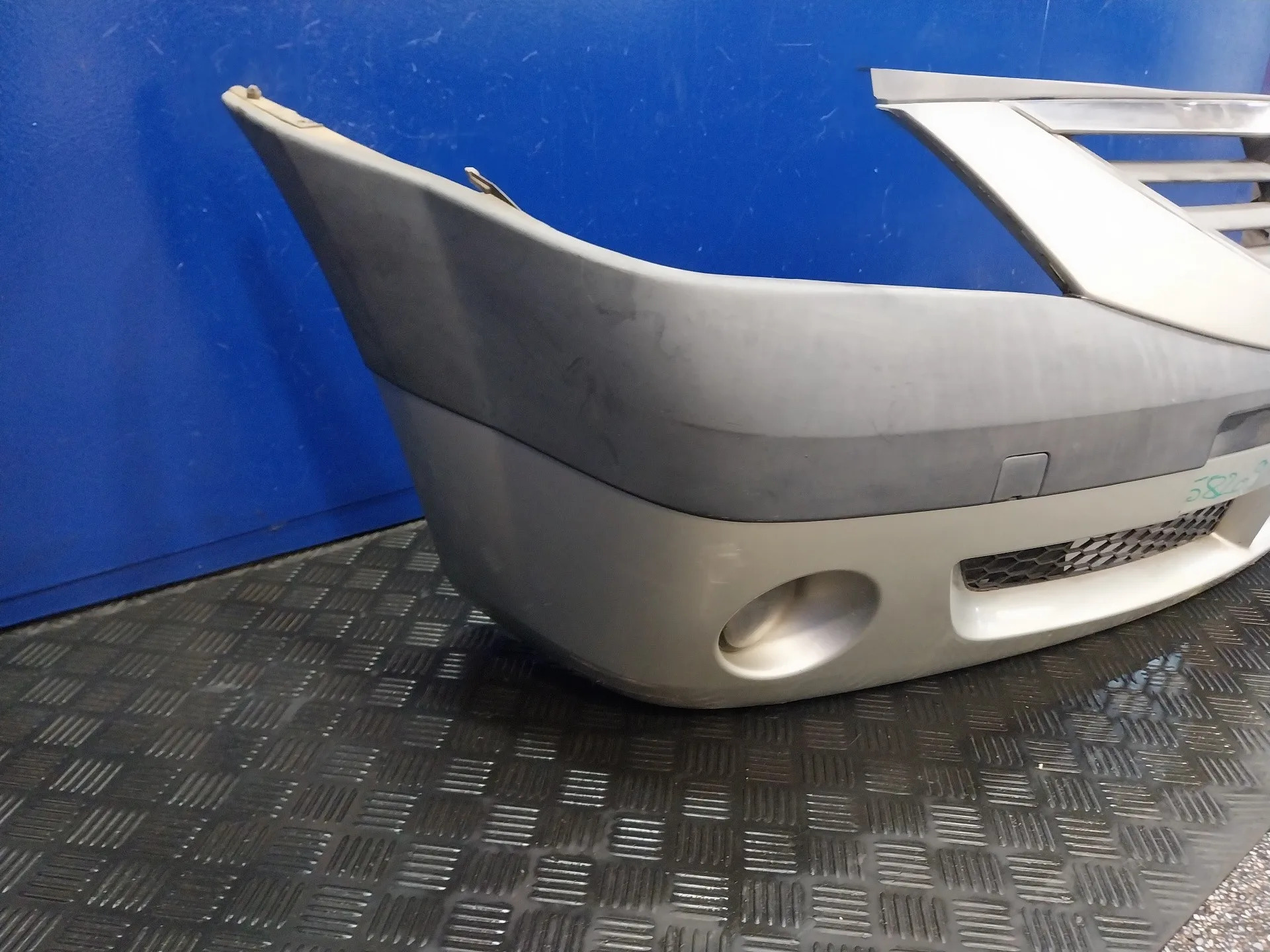 Paragolpes Delantero para Dacia Logan