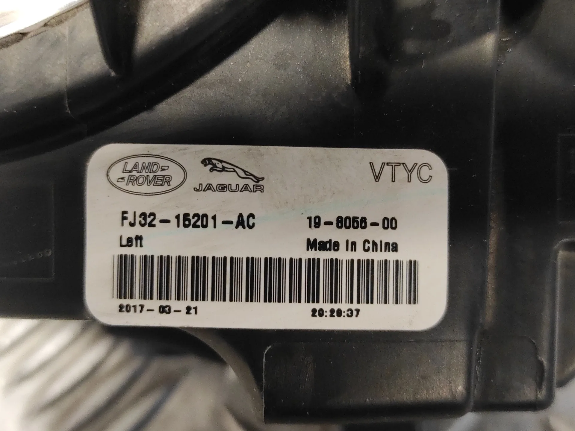 Faro Antiniebla Izquierdo para Land Rover Discovery Sport
