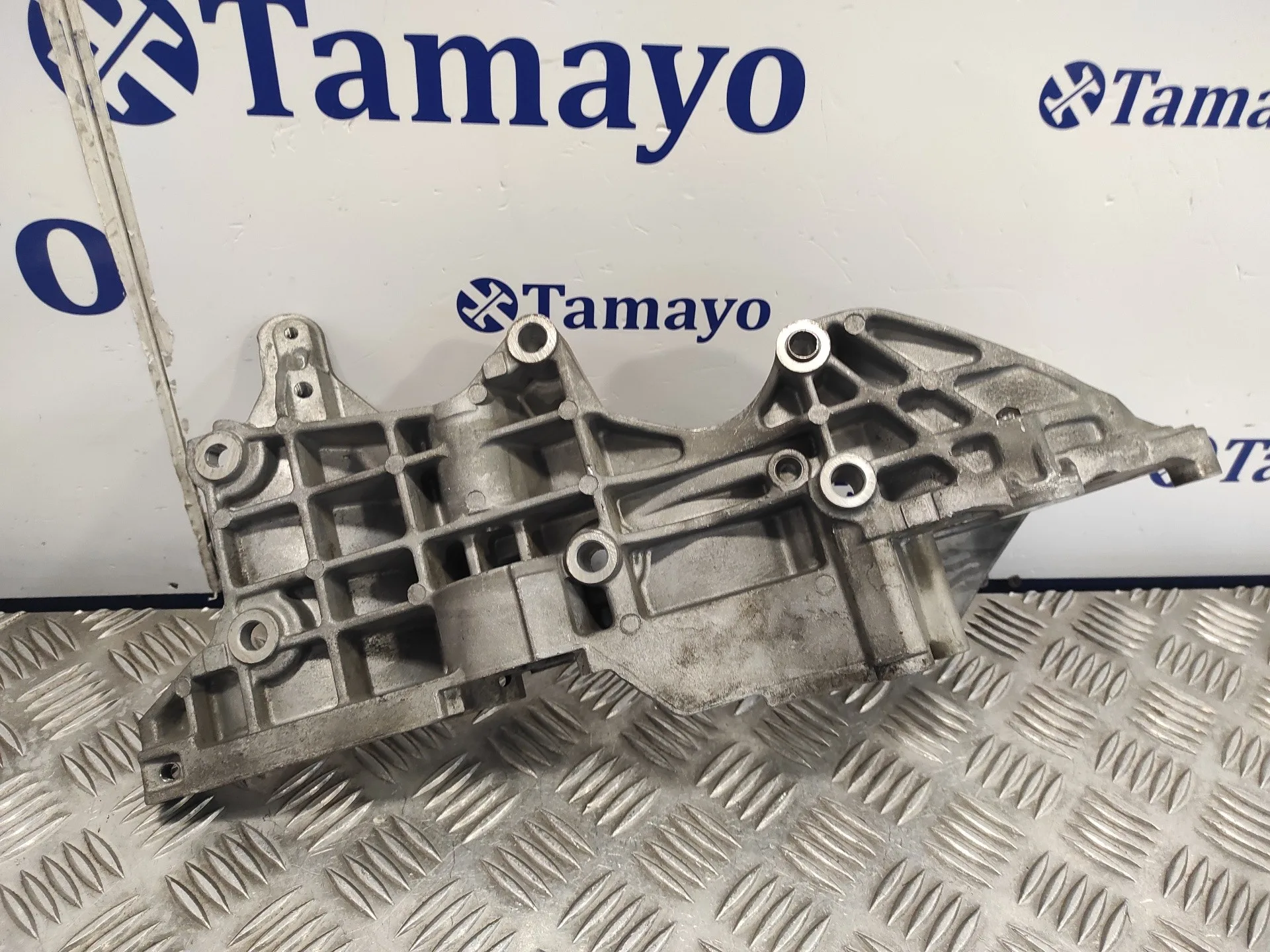 Soporte Alternador para Seat Toledo (Kg3)