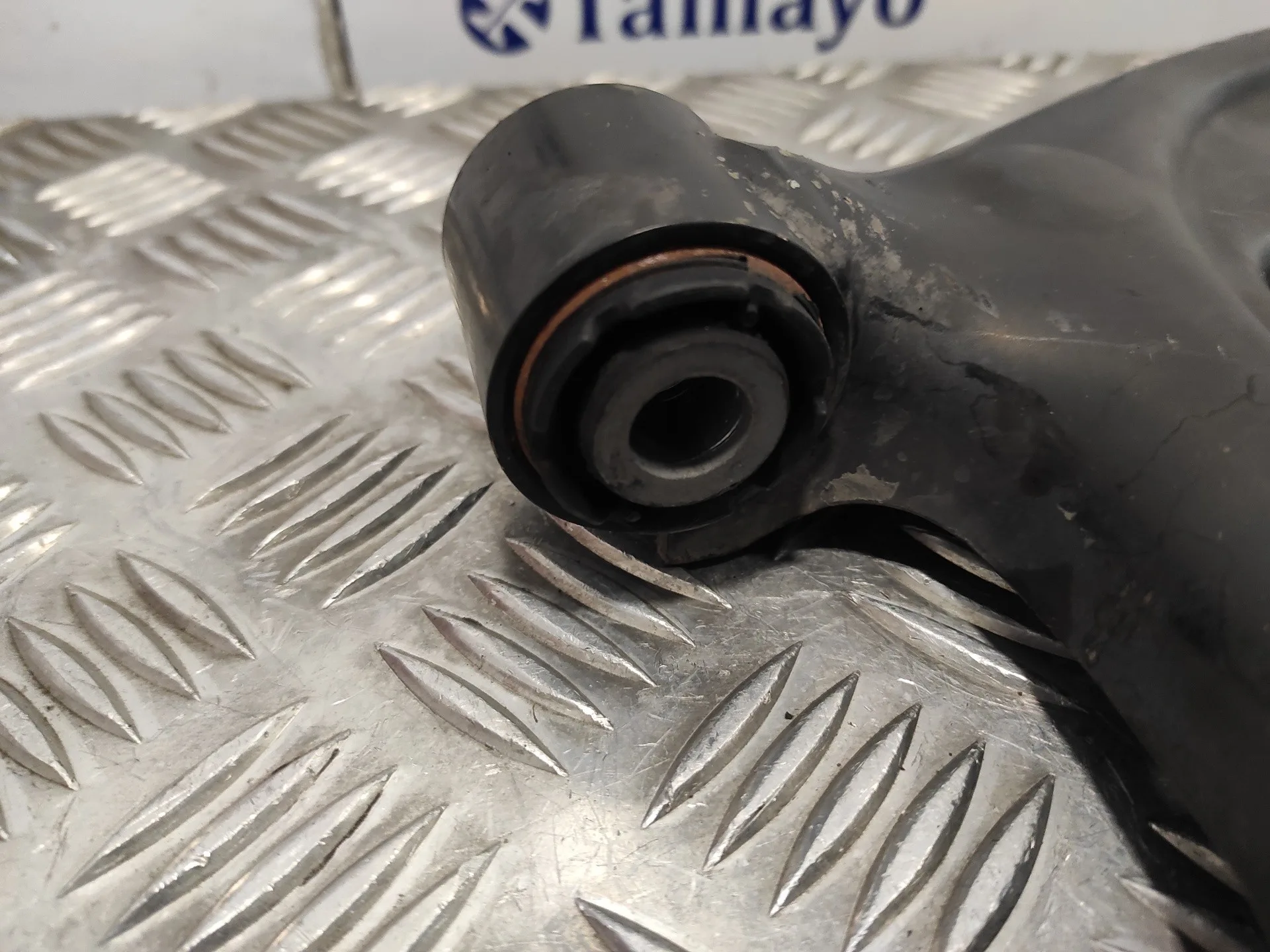 Brazo Suspension Inferior Delantero Derecho para Ford Fiesta (Ce1)