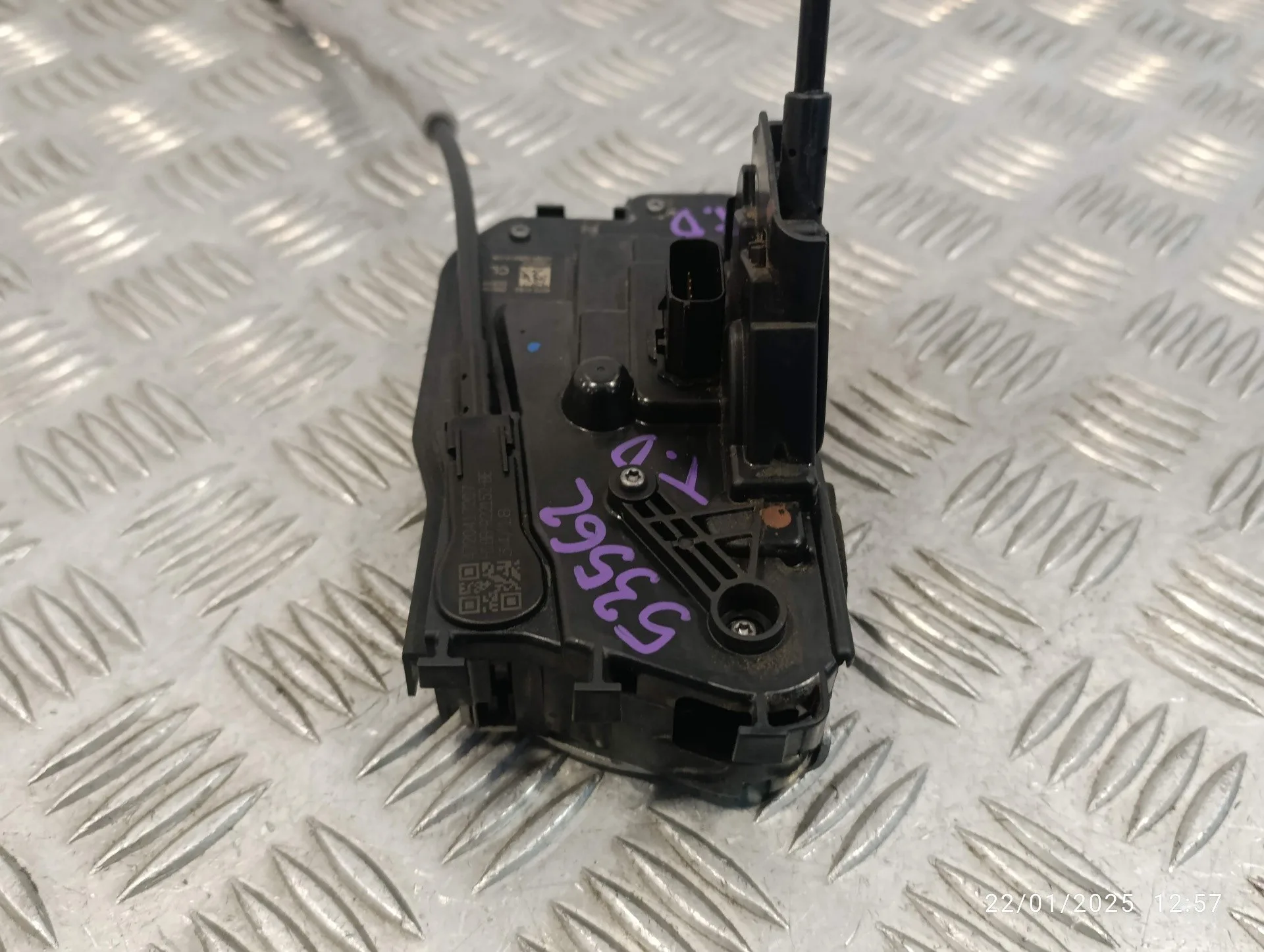 Cerradura Puerta Trasera Derecha para Ford Fiesta (Ce1)