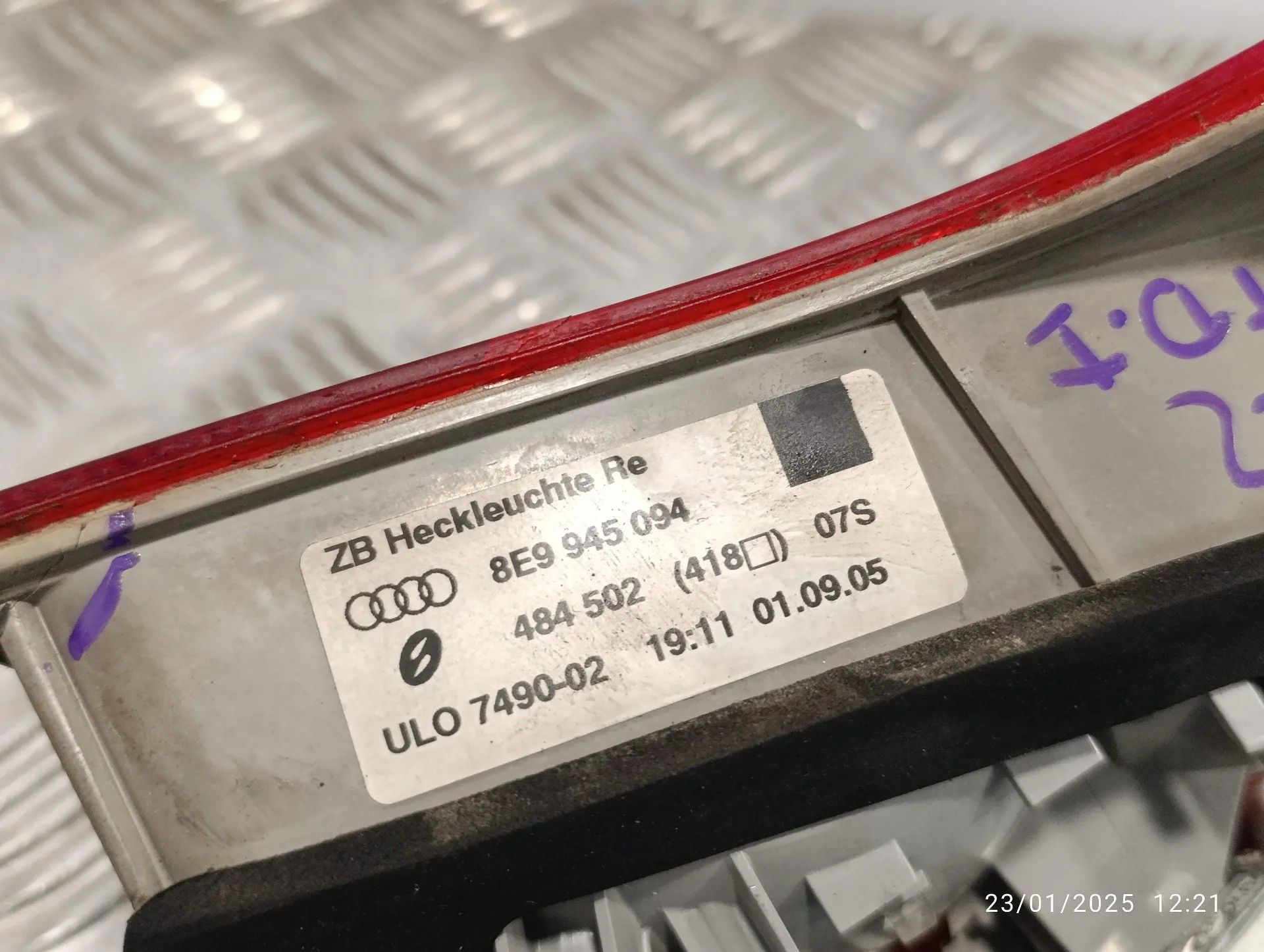 Piloto Trasero Derecho Interior para Audi A4 Avant (8E)