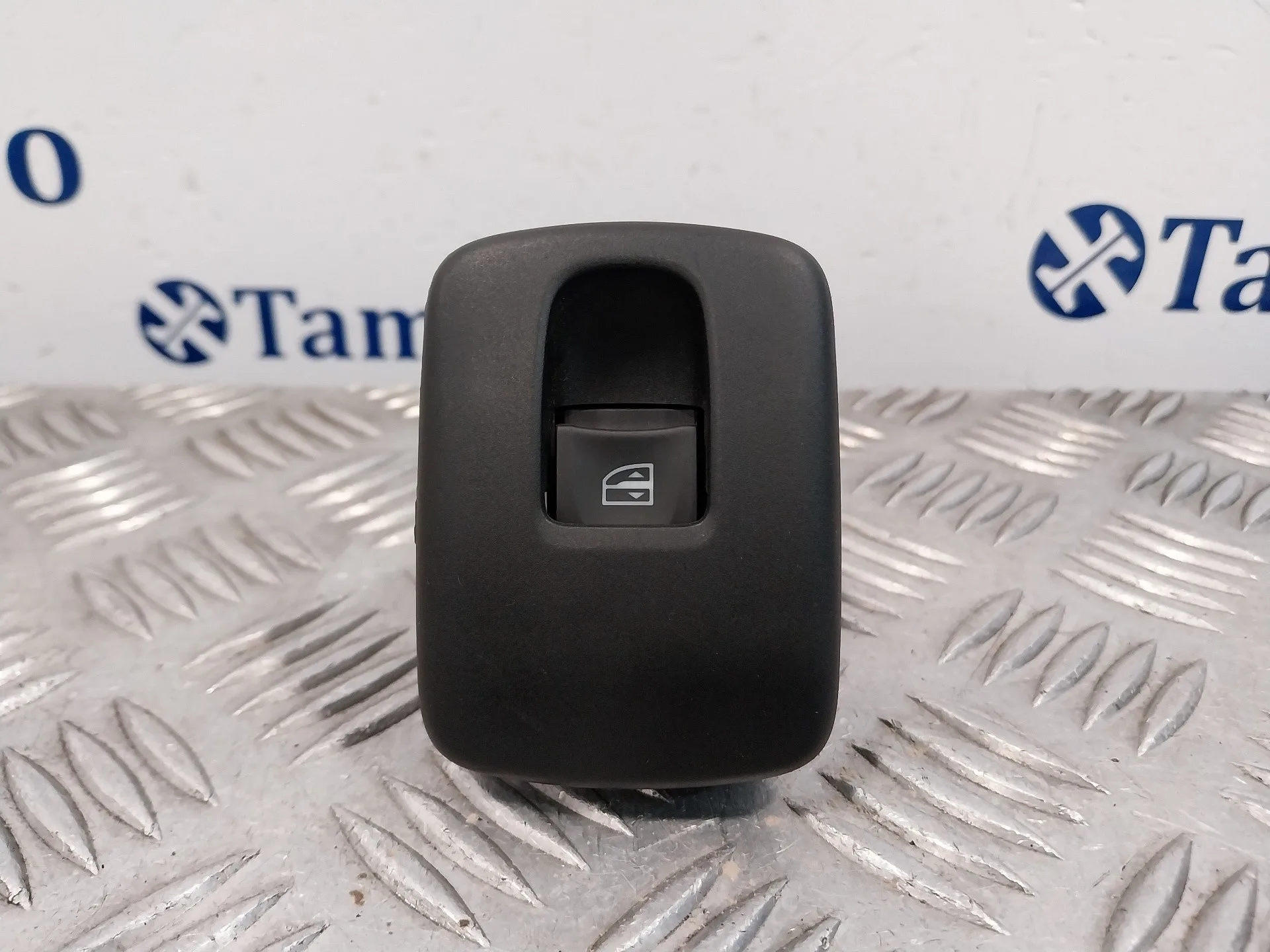 Mando Elevalunas Delantero Derecho para Smart Forfour