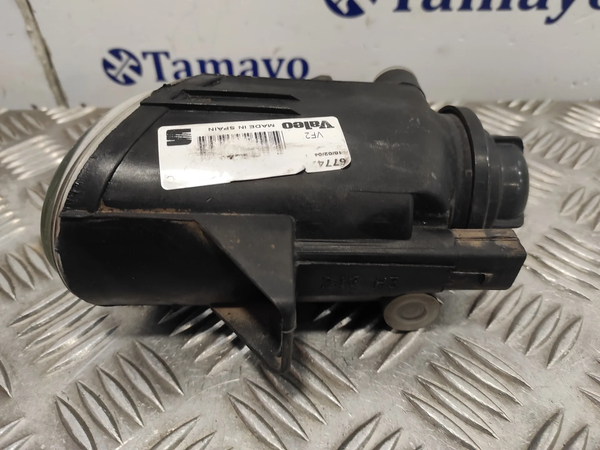 Faro Antiniebla Derecho para Seat Toledo (1M2)