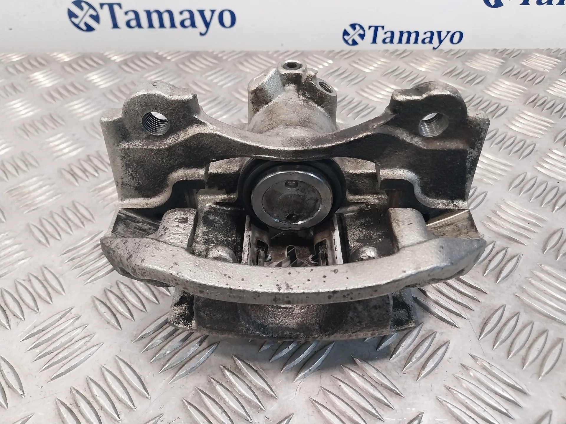 Pinza Freno Trasera Izquierda para Nissan Cabstar ->09.06