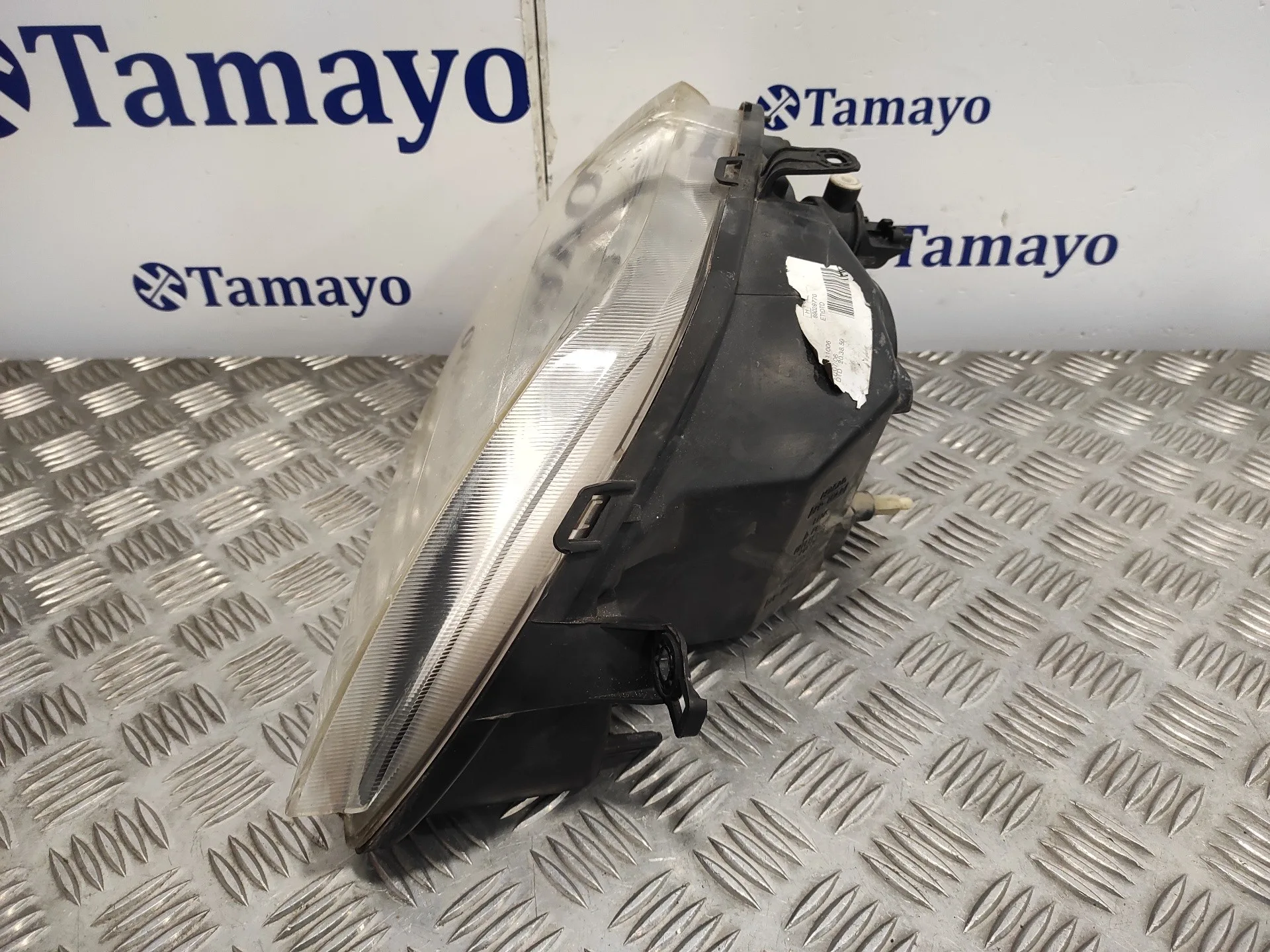 Faro Derecho para Dacia Logan