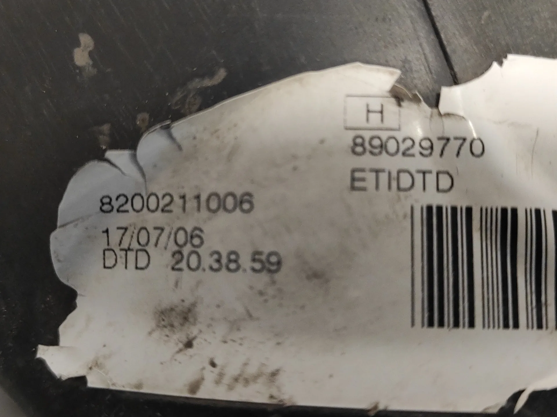 Faro Derecho para Dacia Logan