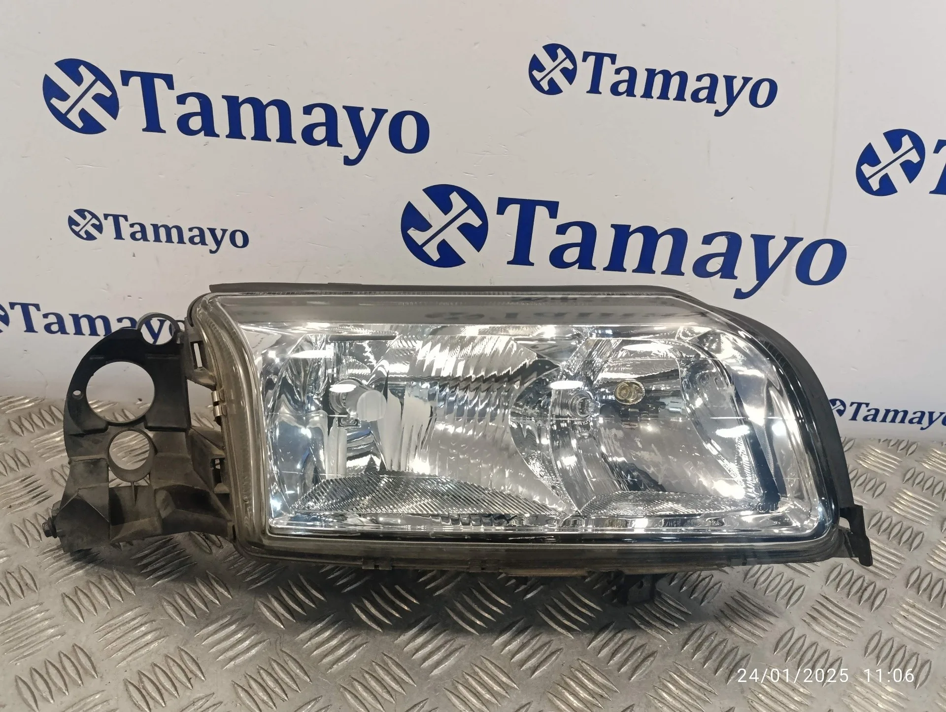 Faro Derecho para Volvo S80 Berlina