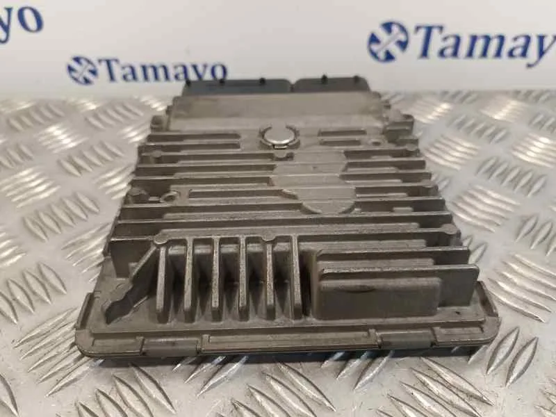 Centralita Motor Uce para Seat Ibiza St (6J8)