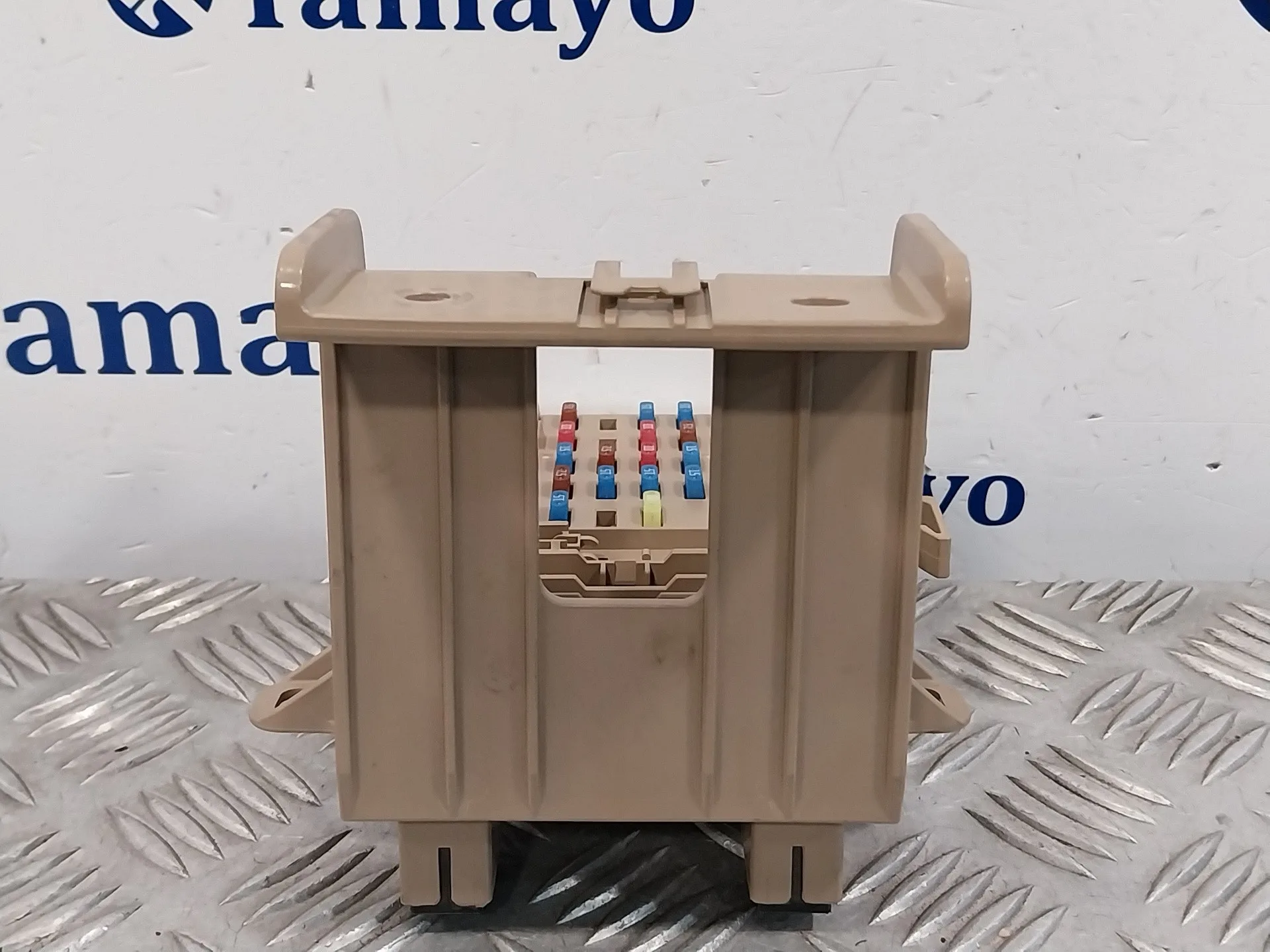 Caja Reles / Fusibles para Subaru Xv