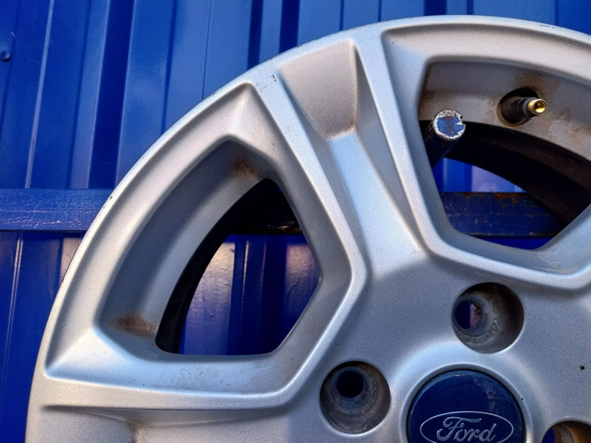 Llanta para Ford Tourneo Courier (C4A)