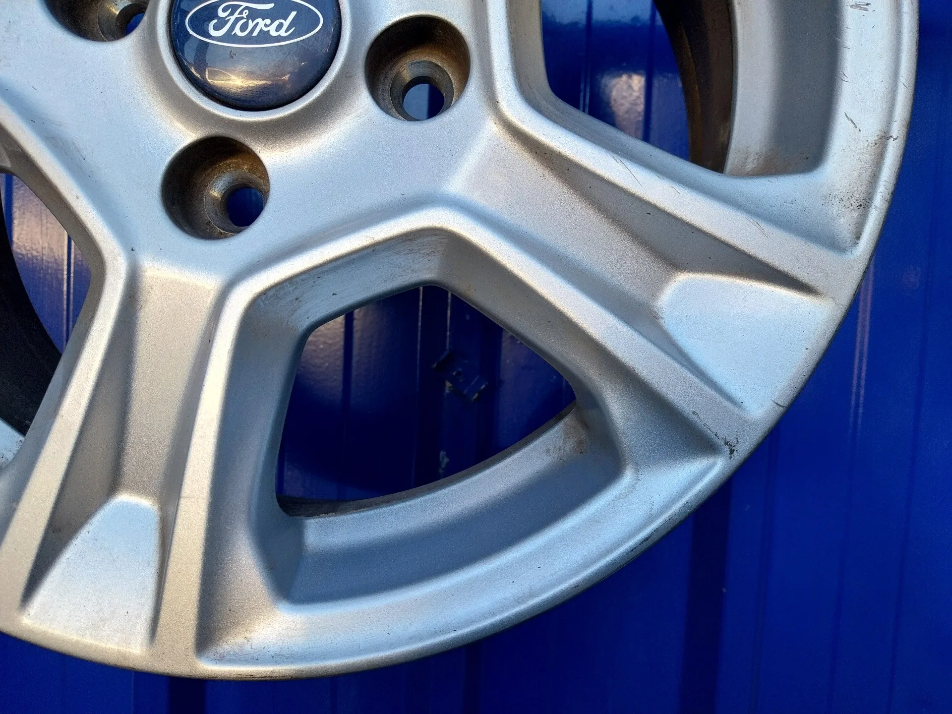 Llanta para Ford Tourneo Courier (C4A)