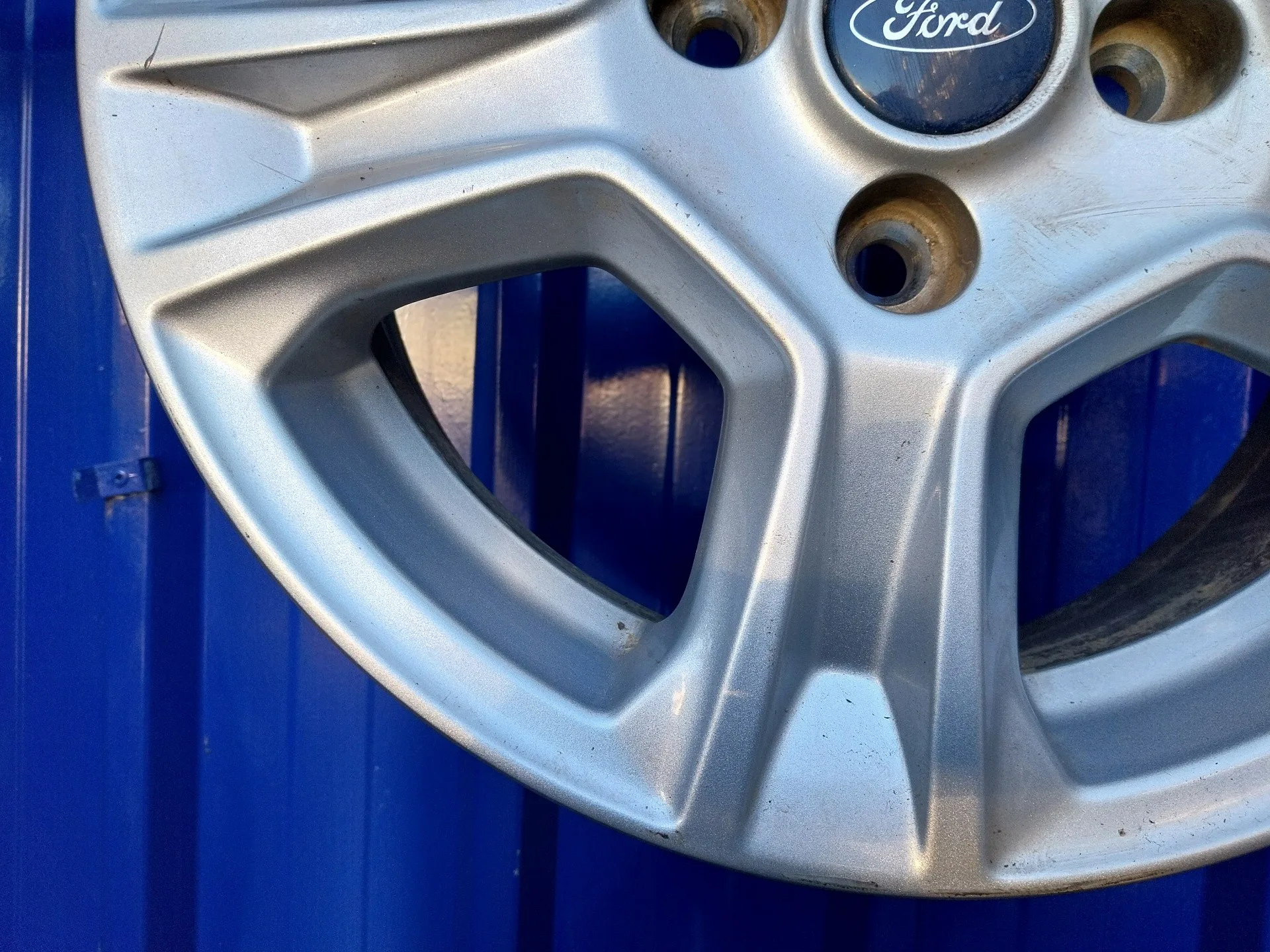 Llanta para Ford Tourneo Courier (C4A)