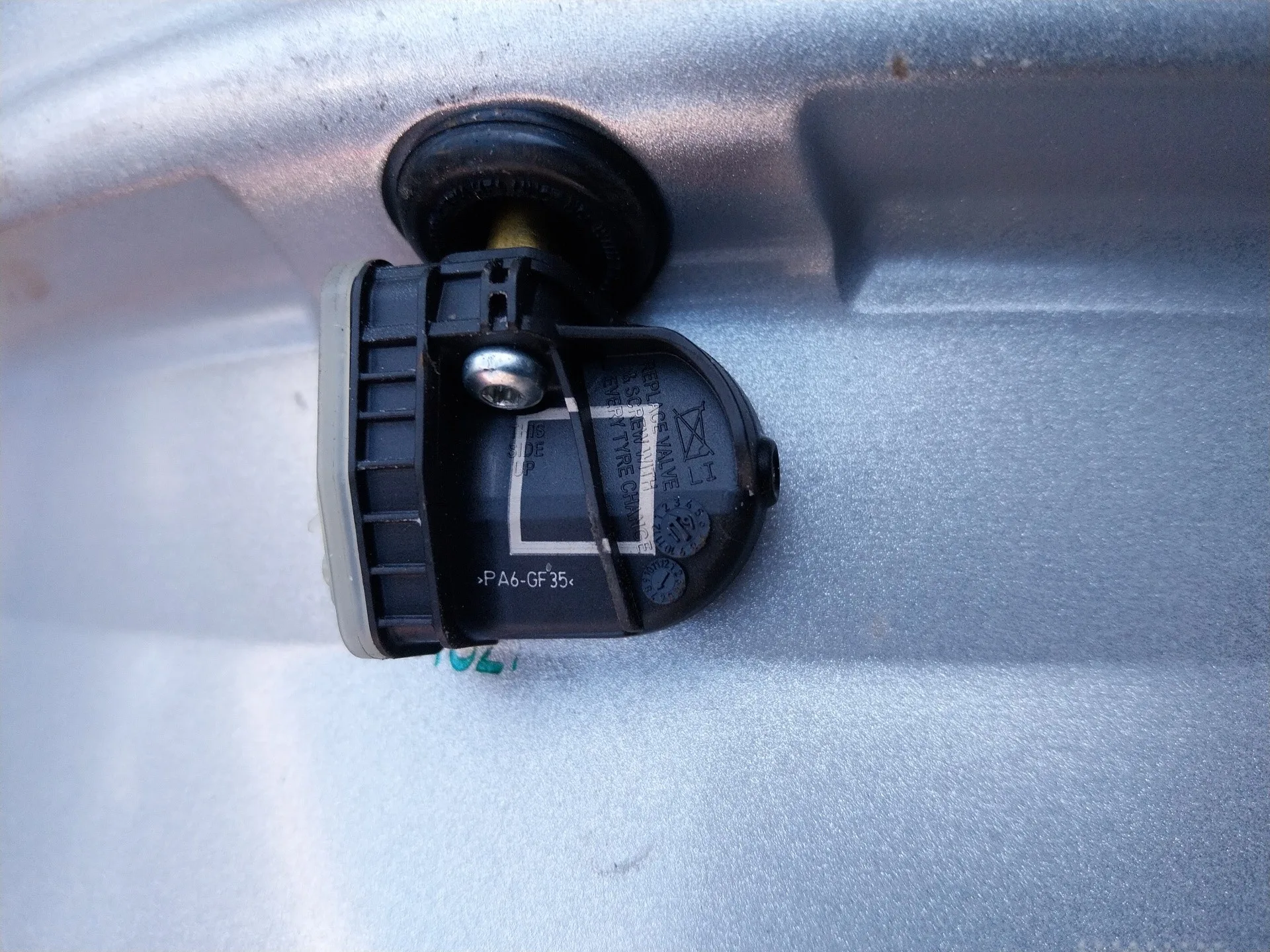 Llanta para Ford Tourneo Courier (C4A)