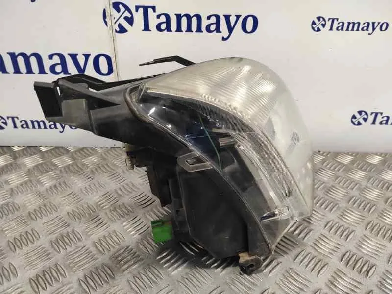 Faro Derecho para Ford Fusion (Cbk)