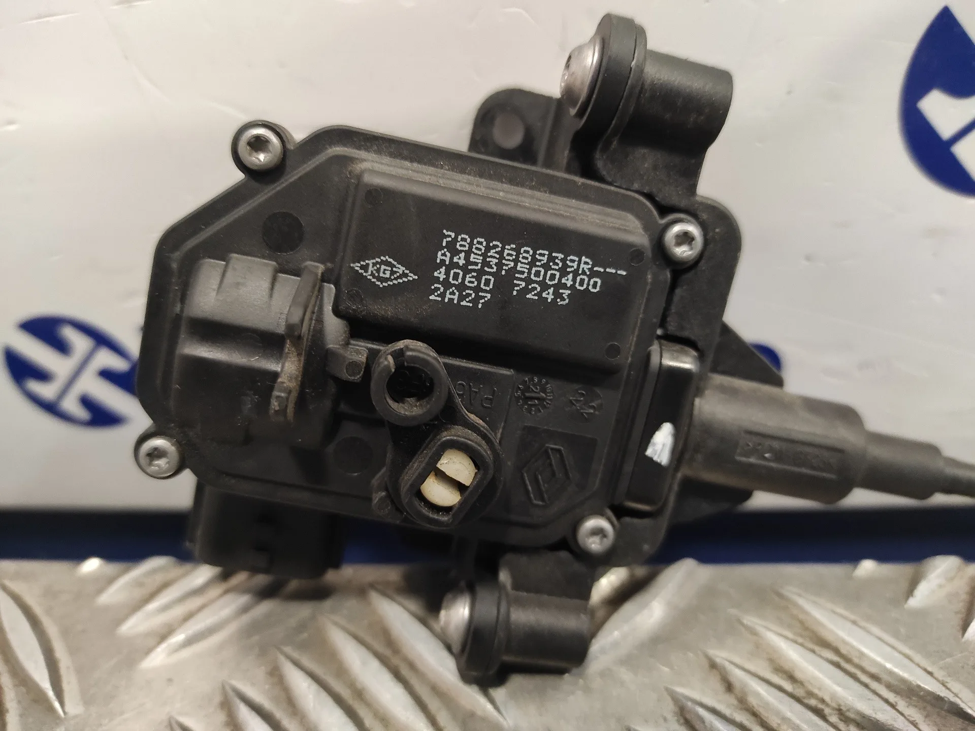 Motor Cierre Tapa Combustible para Smart Forfour